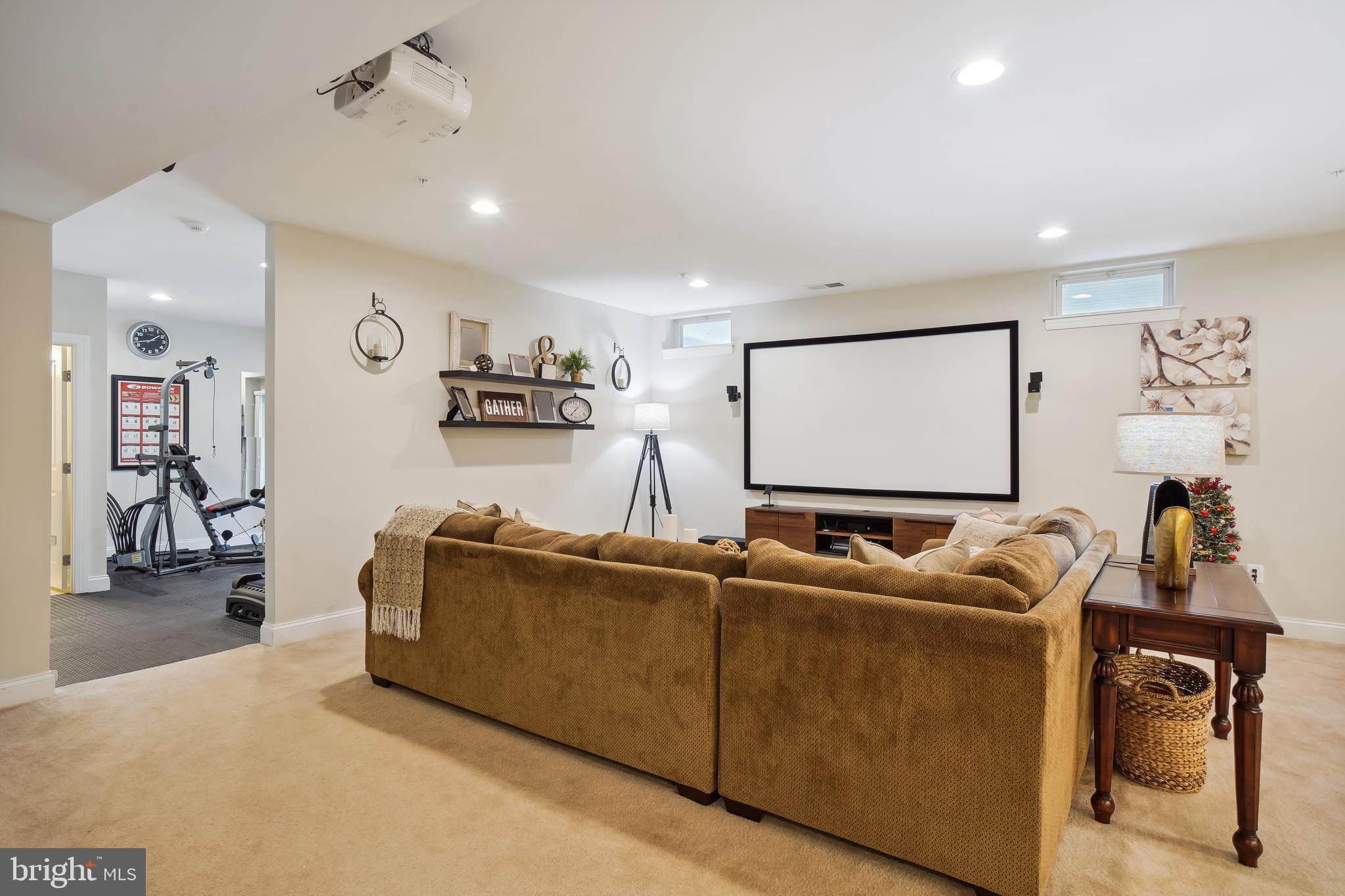 CHELSEA KNOLLS - Residential