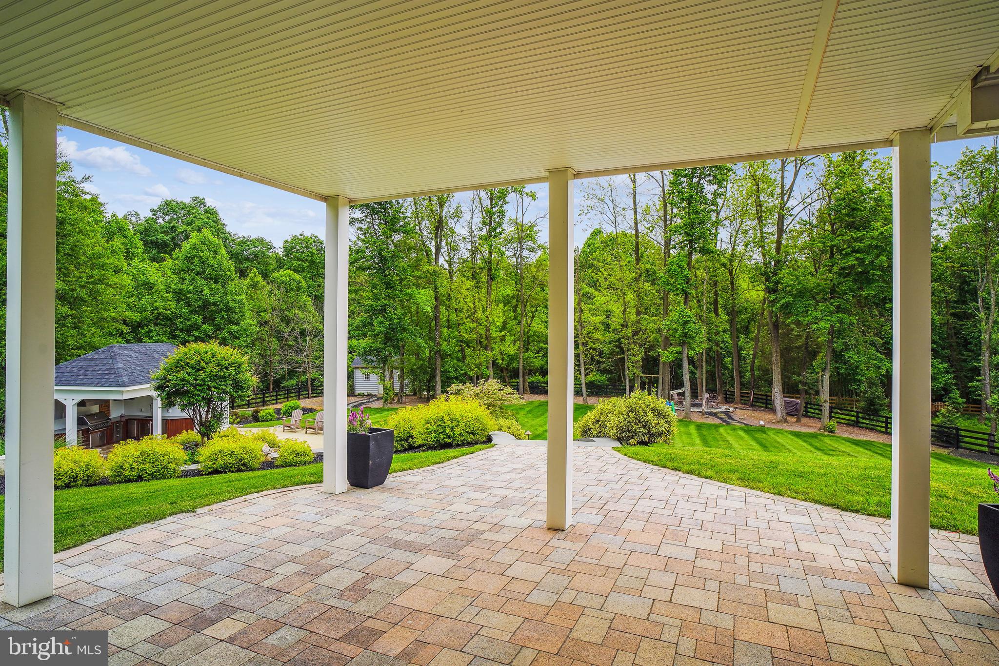 CHELSEA KNOLLS - Residential