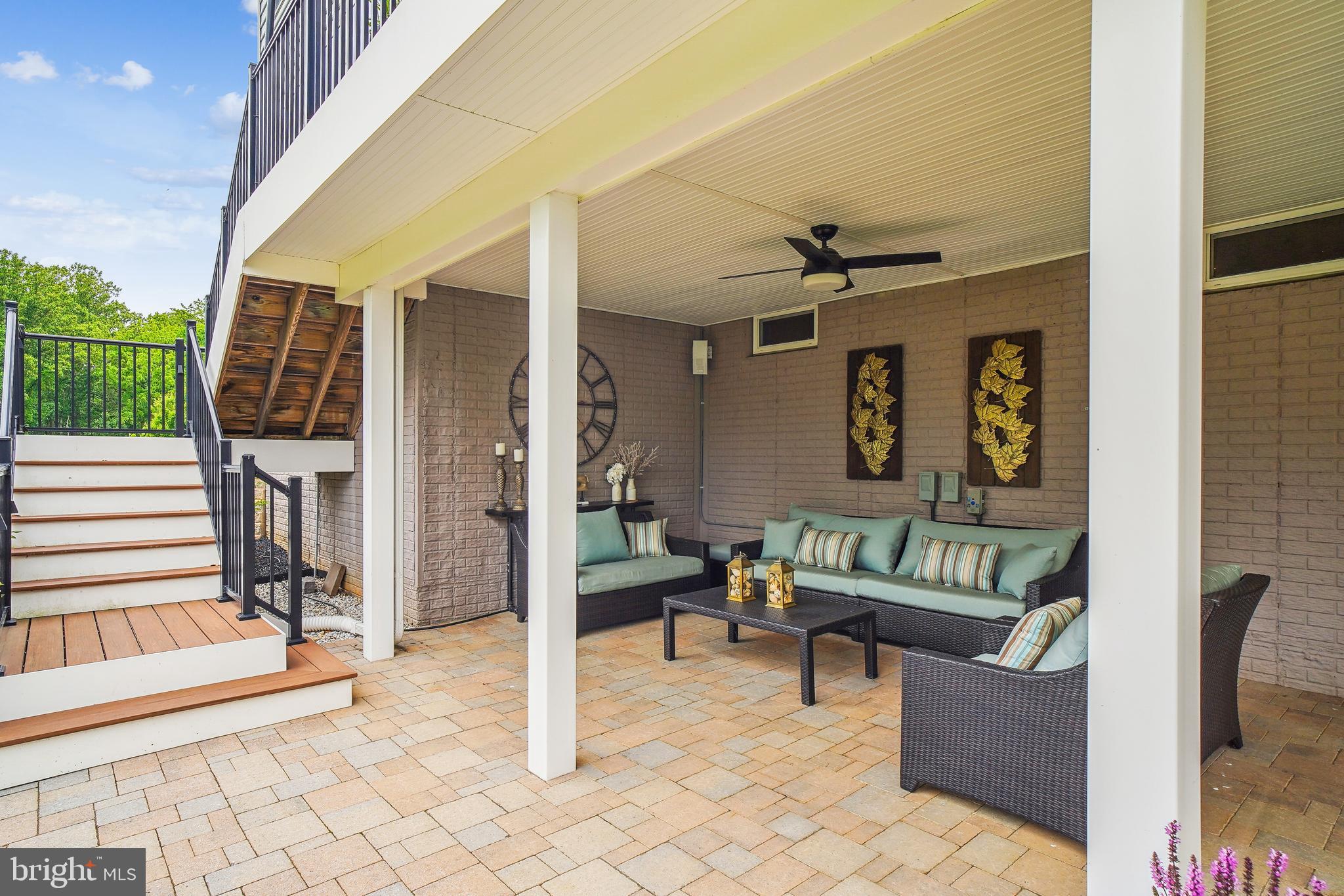 CHELSEA KNOLLS - Residential