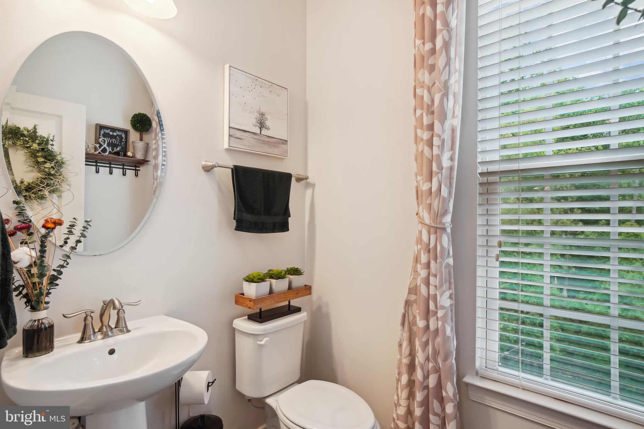 CHELSEA KNOLLS - Residential