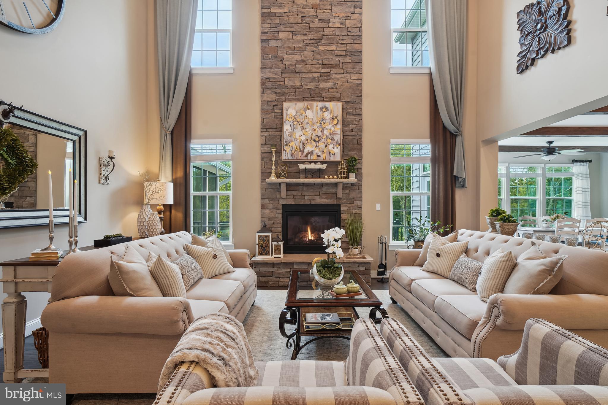 CHELSEA KNOLLS - Residential