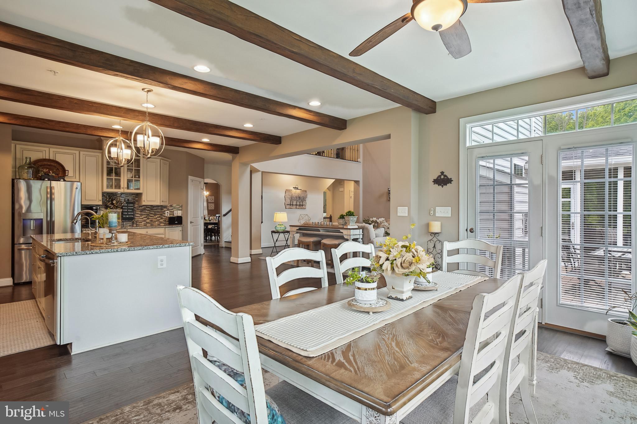CHELSEA KNOLLS - Residential