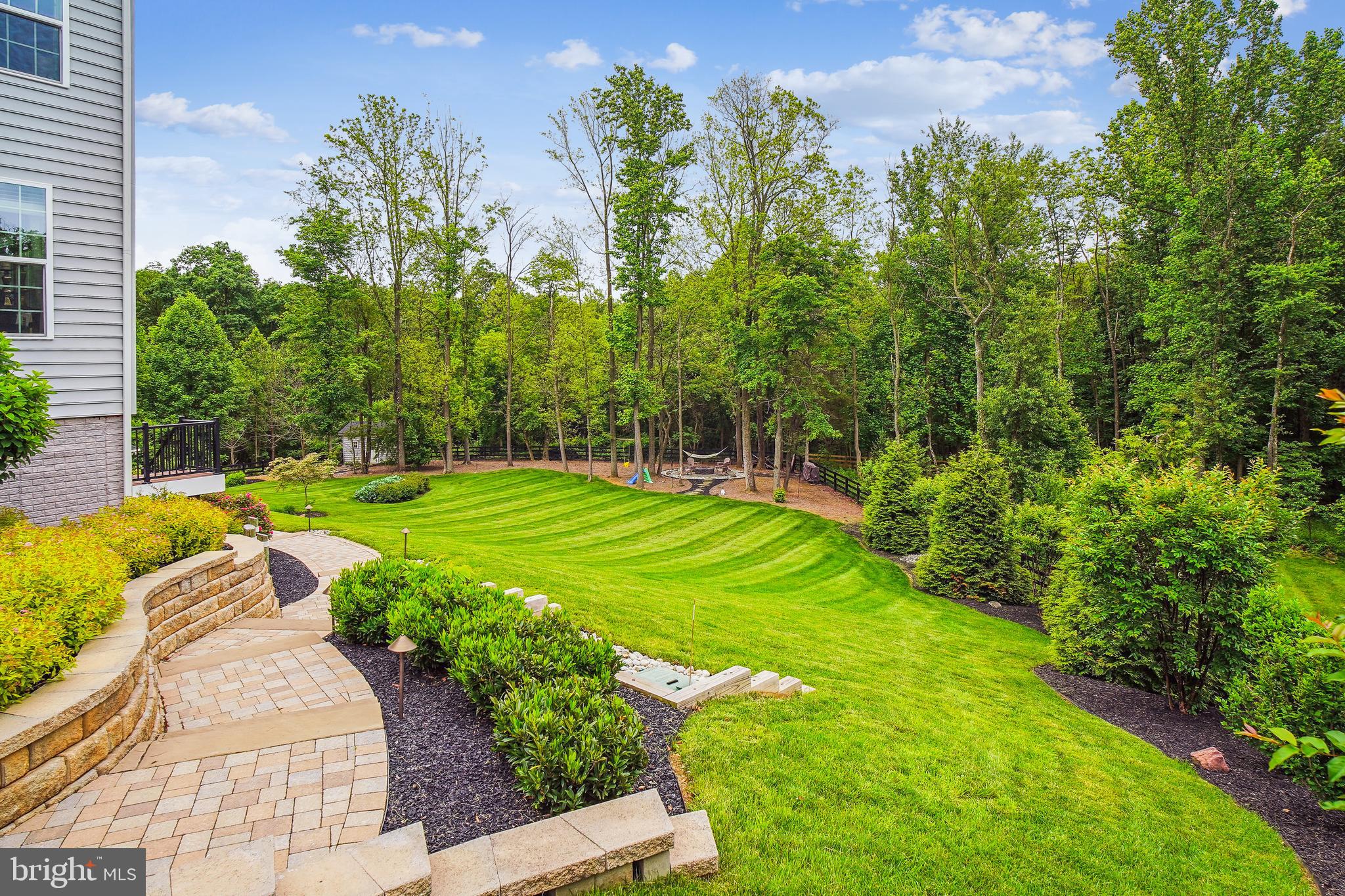 CHELSEA KNOLLS - Residential