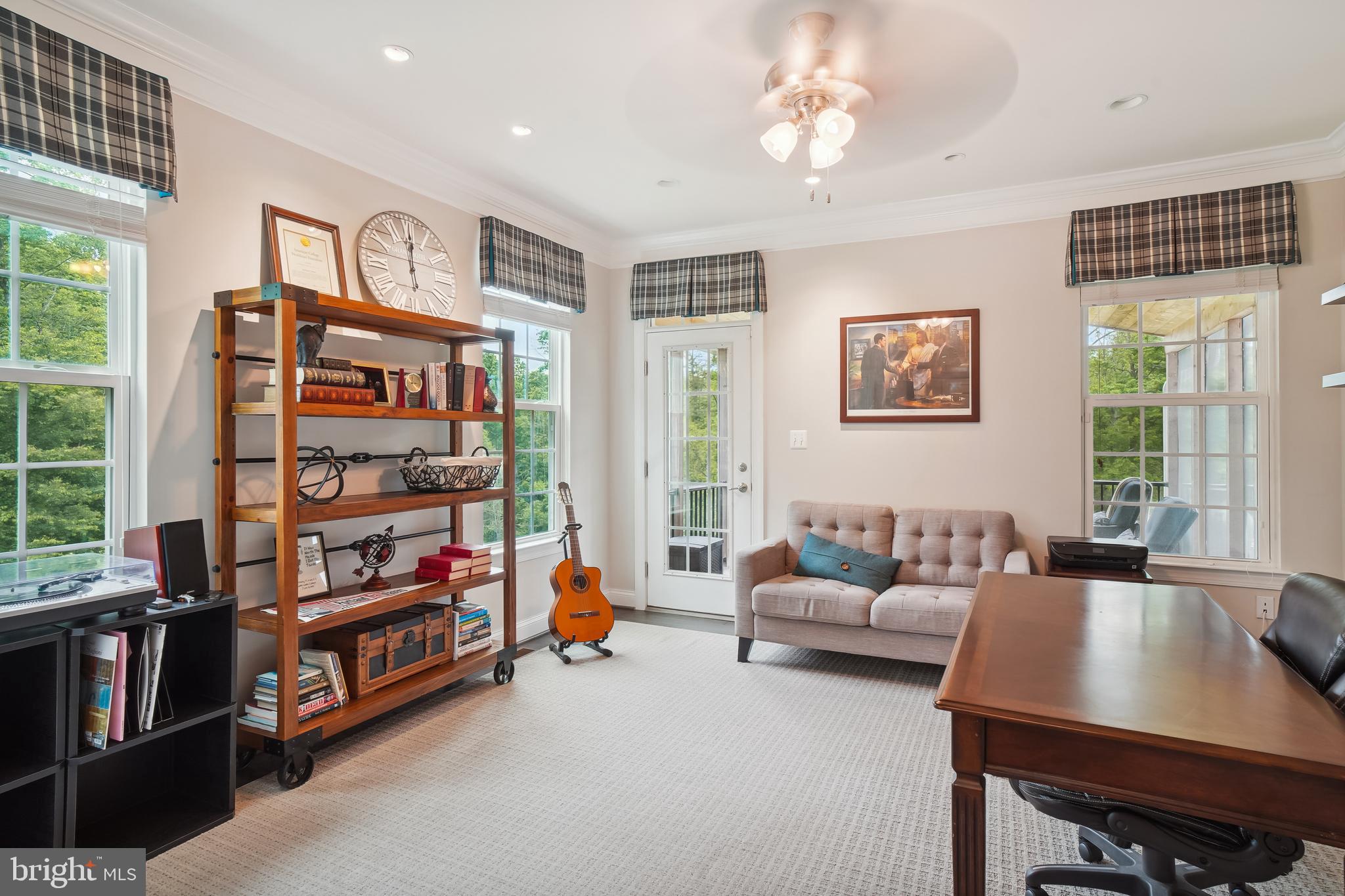 CHELSEA KNOLLS - Residential