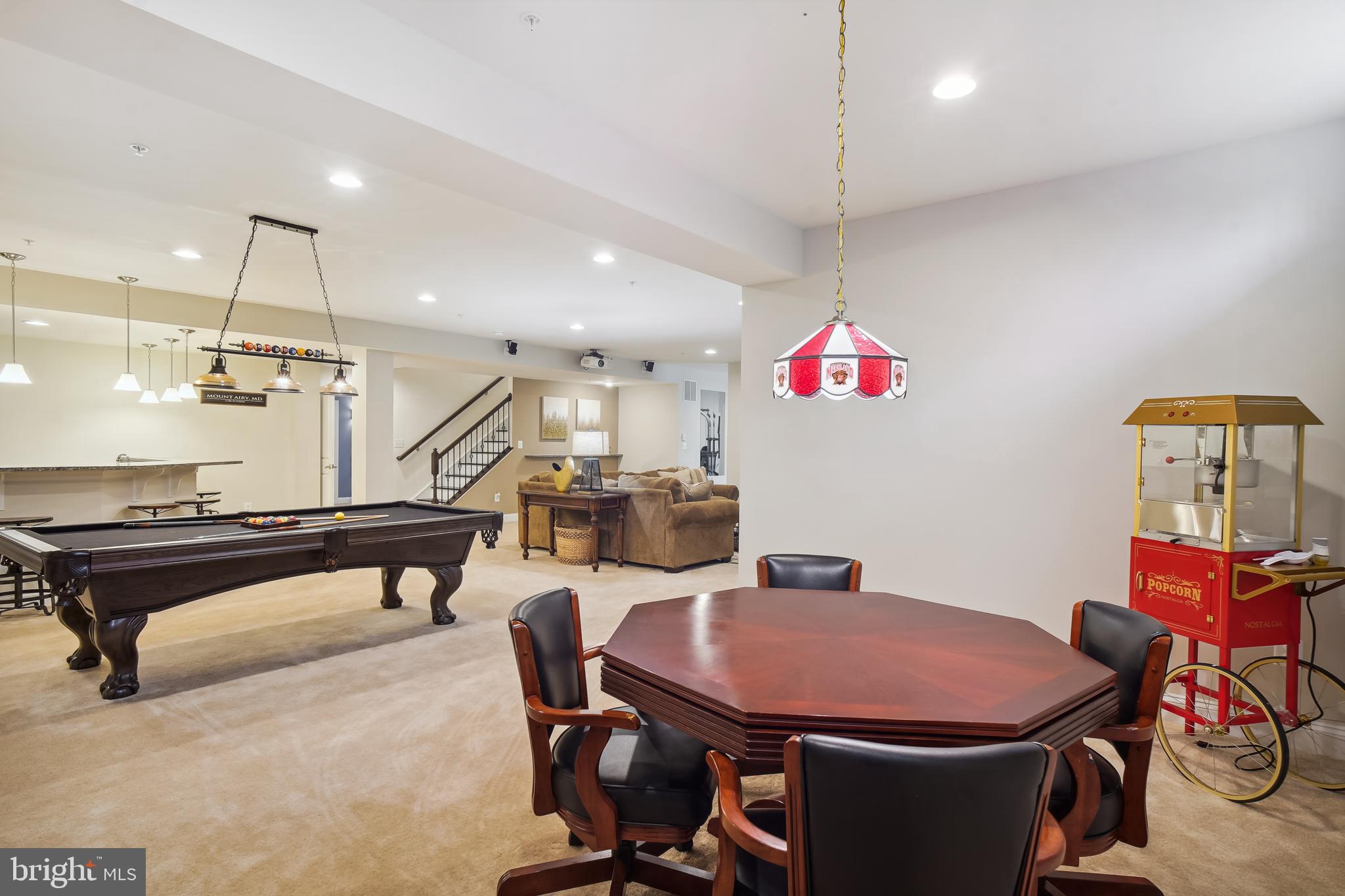 CHELSEA KNOLLS - Residential