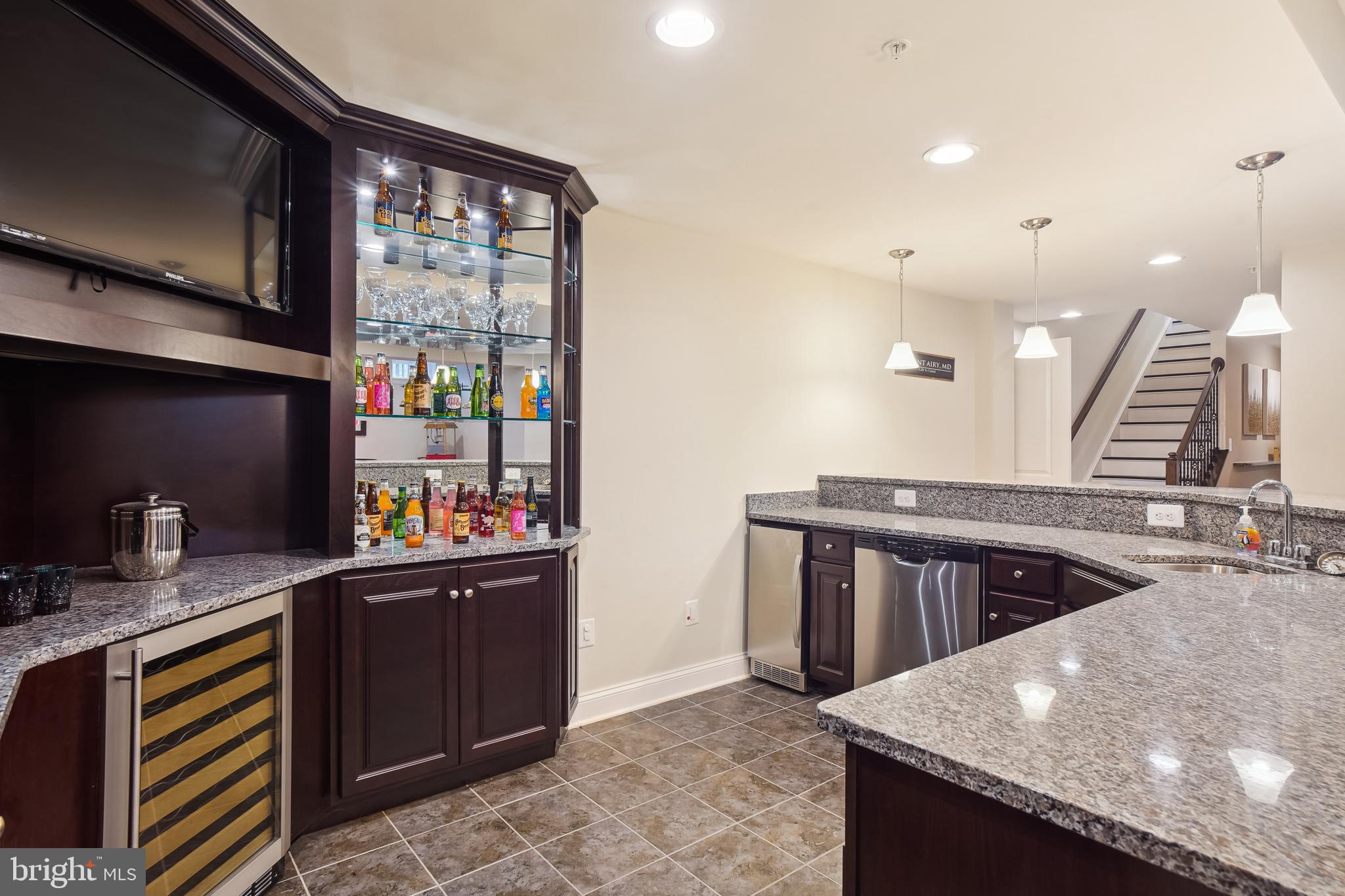 CHELSEA KNOLLS - Residential
