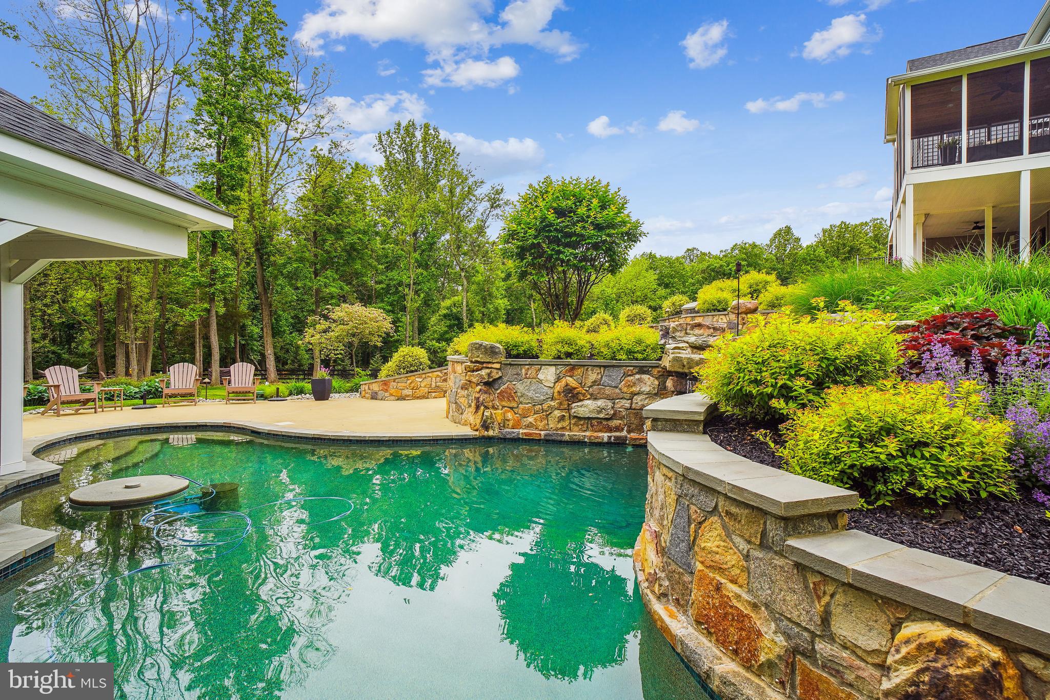 CHELSEA KNOLLS - Residential