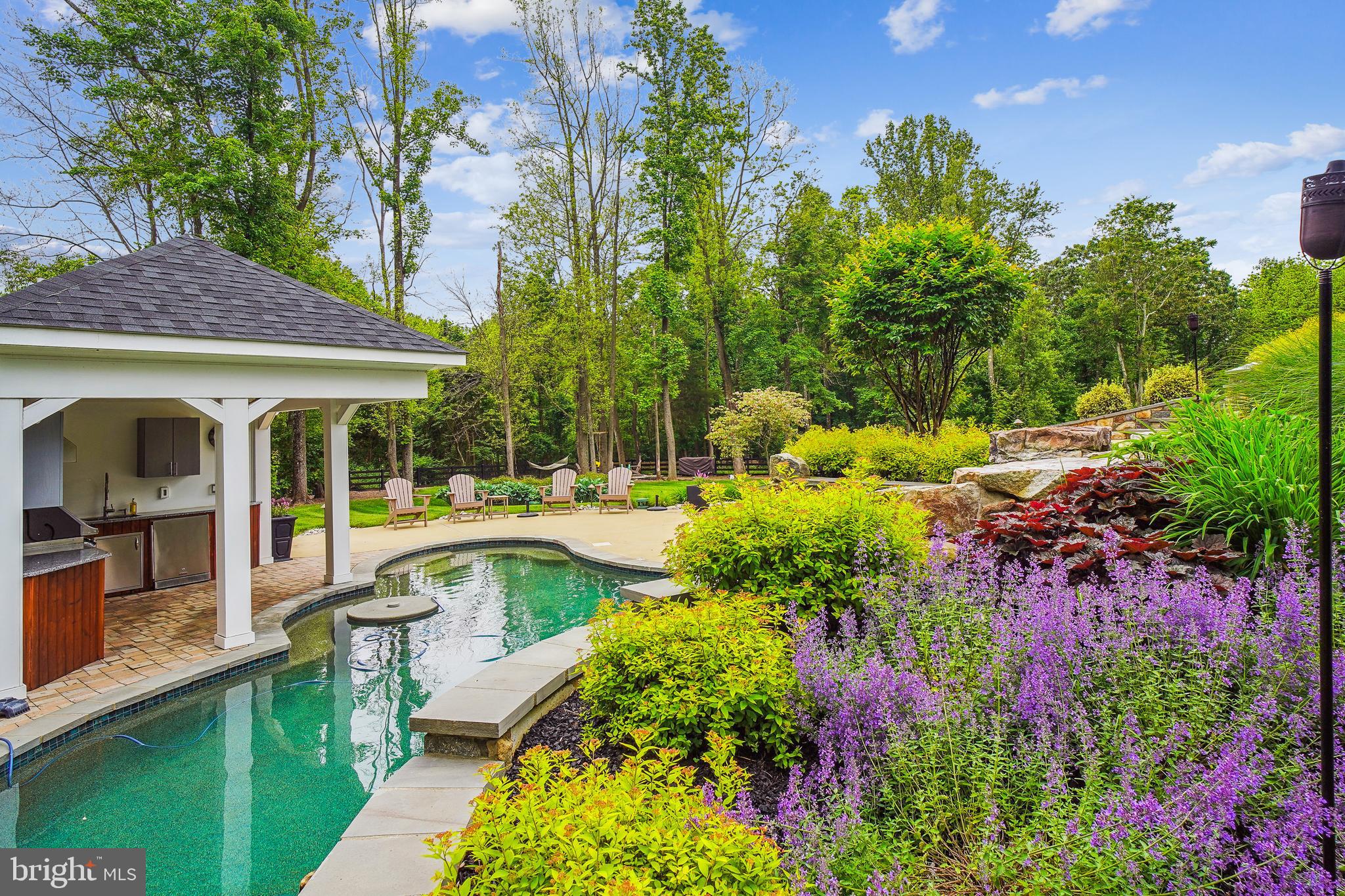 CHELSEA KNOLLS - Residential