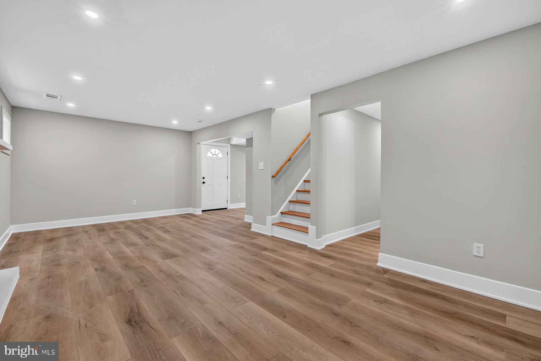 FOXHALL - Residential