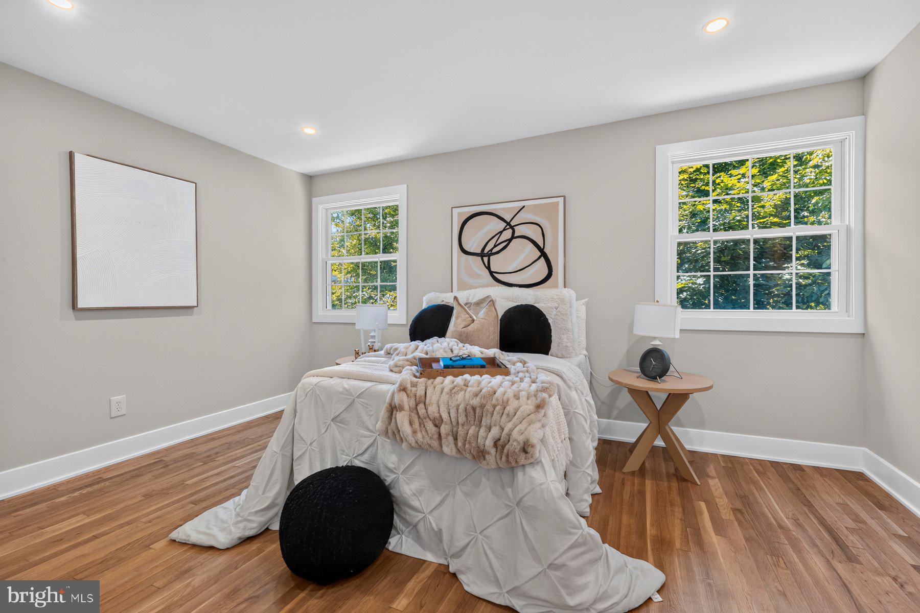 FOXHALL - Residential