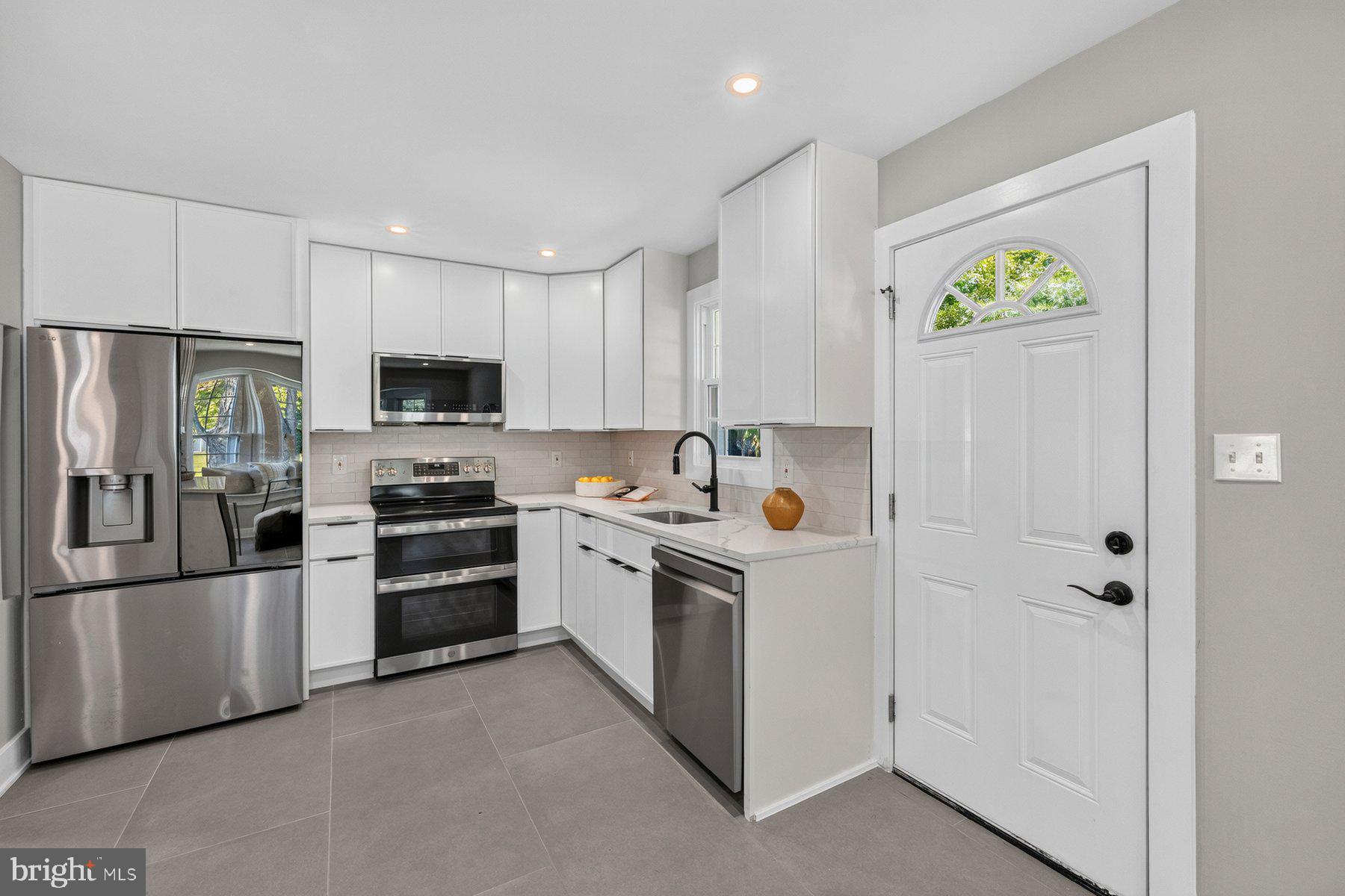 FOXHALL - Residential