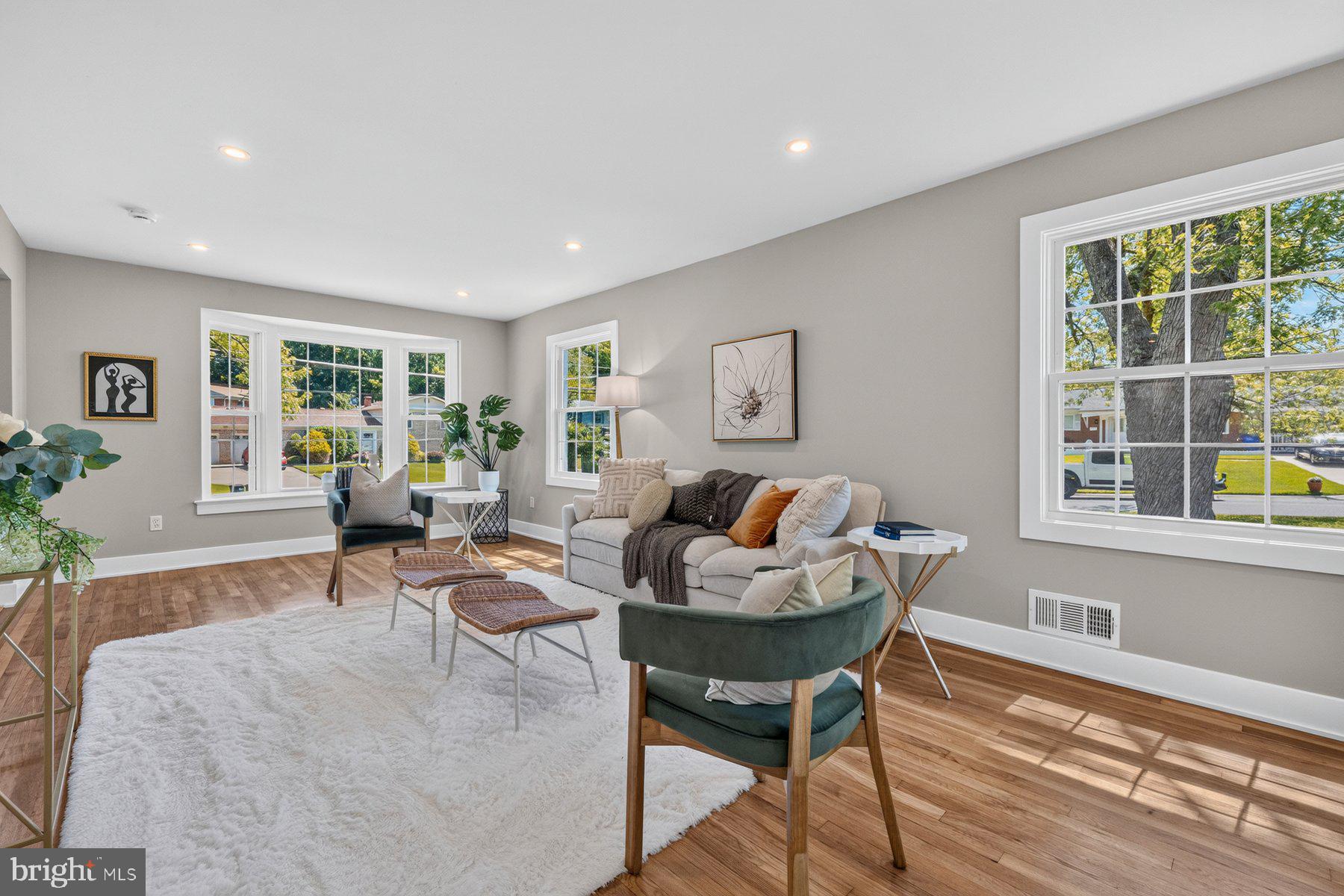 FOXHALL - Residential