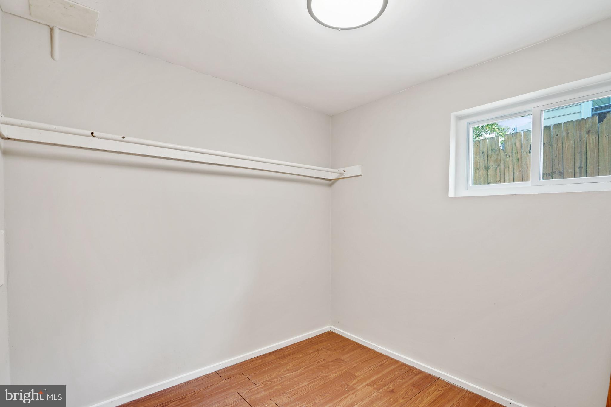 DOUGLAS PARK - Residential