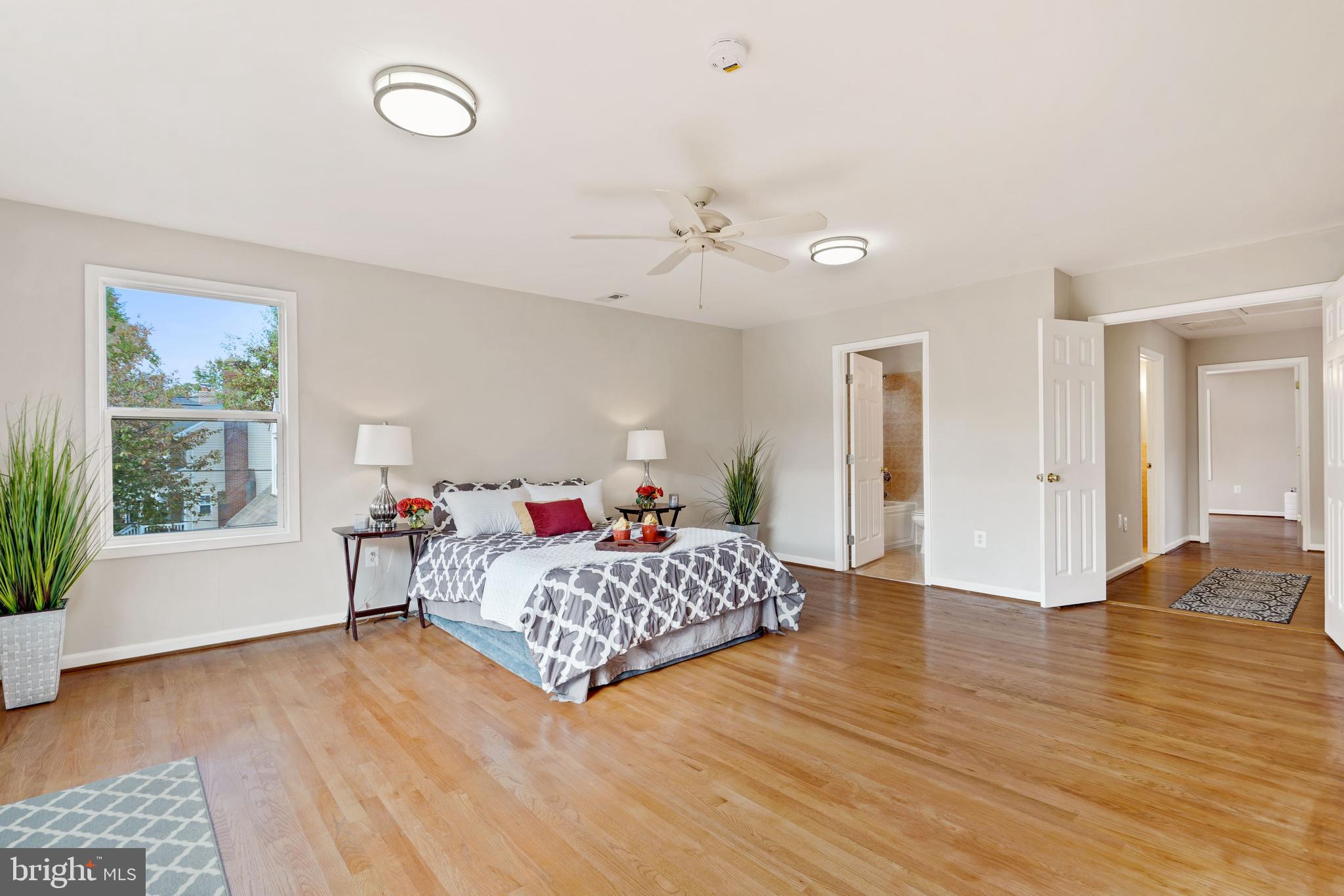 DOUGLAS PARK - Residential