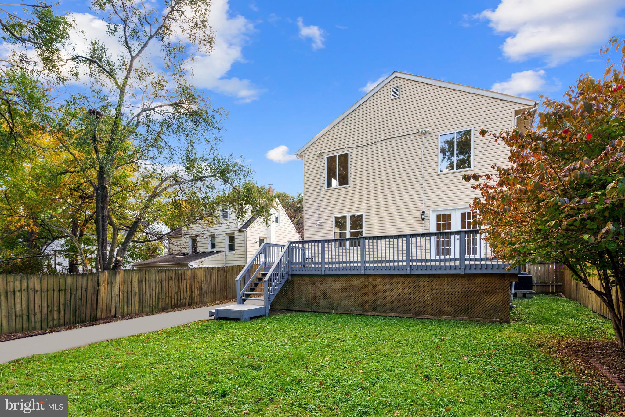 DOUGLAS PARK - Residential