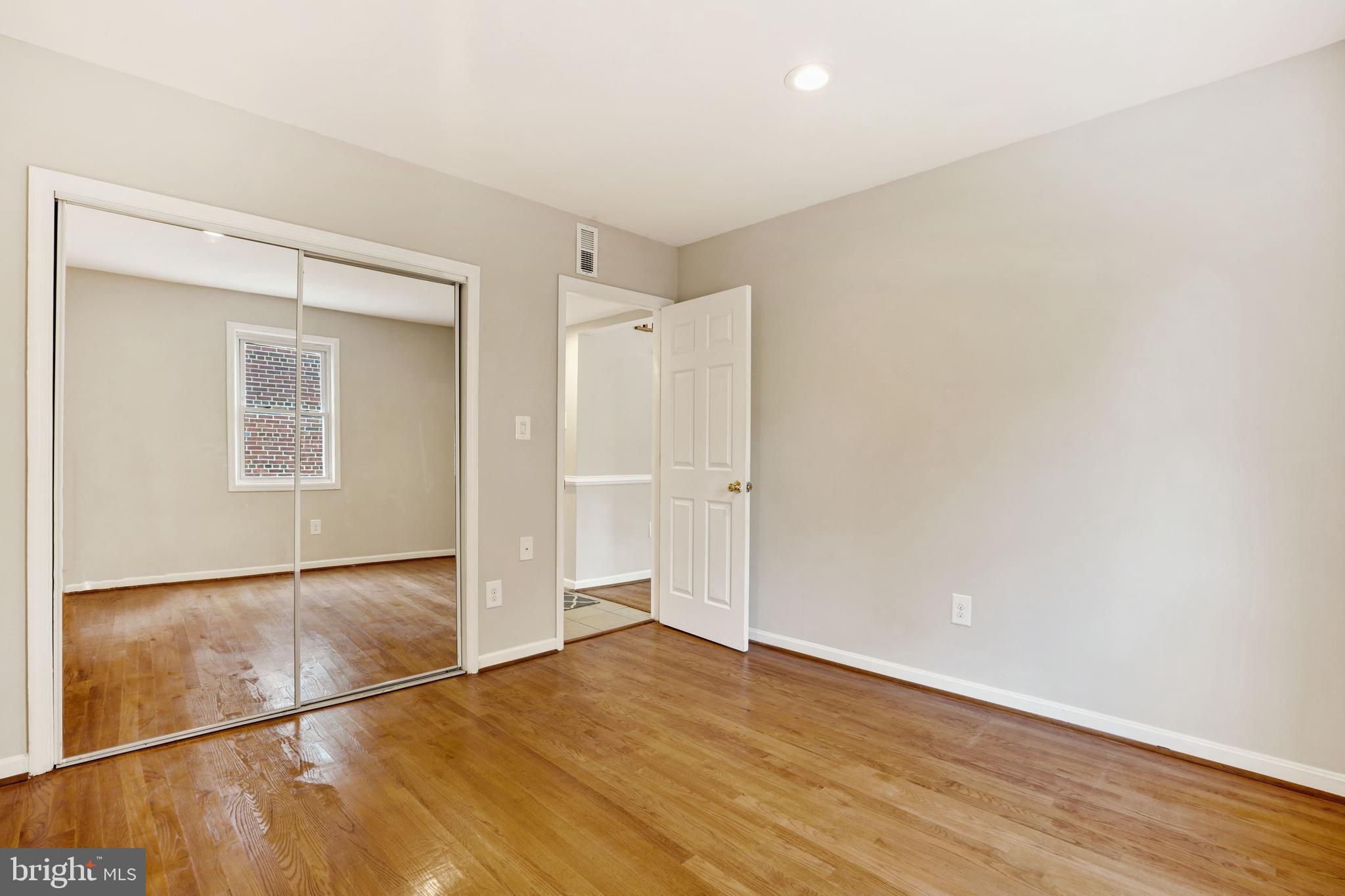 DOUGLAS PARK - Residential