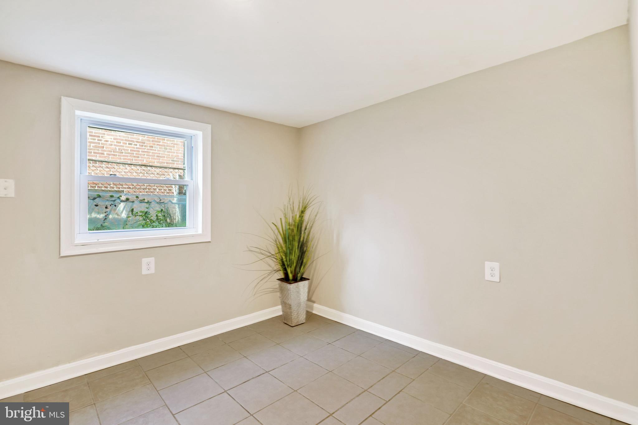 DOUGLAS PARK - Residential