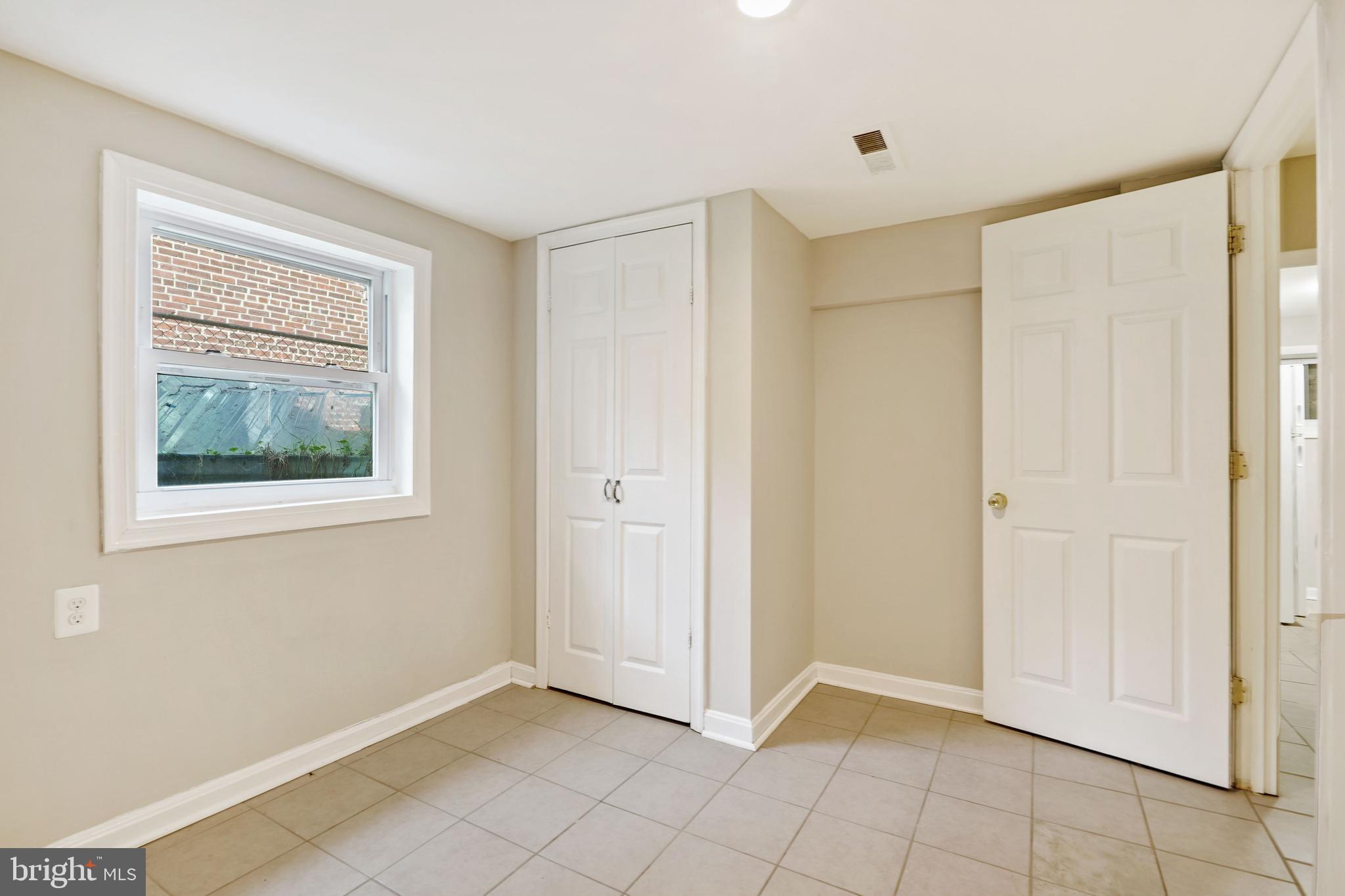 DOUGLAS PARK - Residential