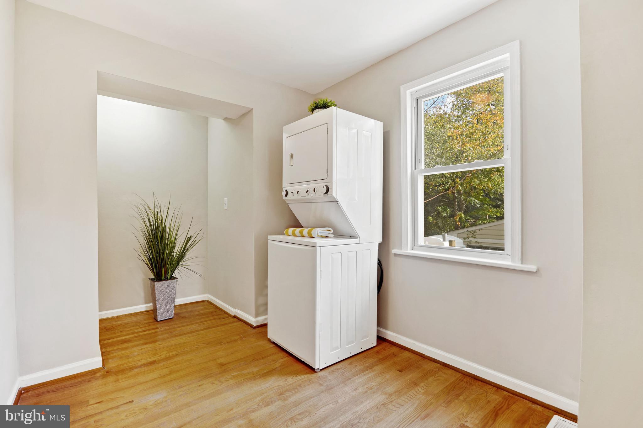 DOUGLAS PARK - Residential