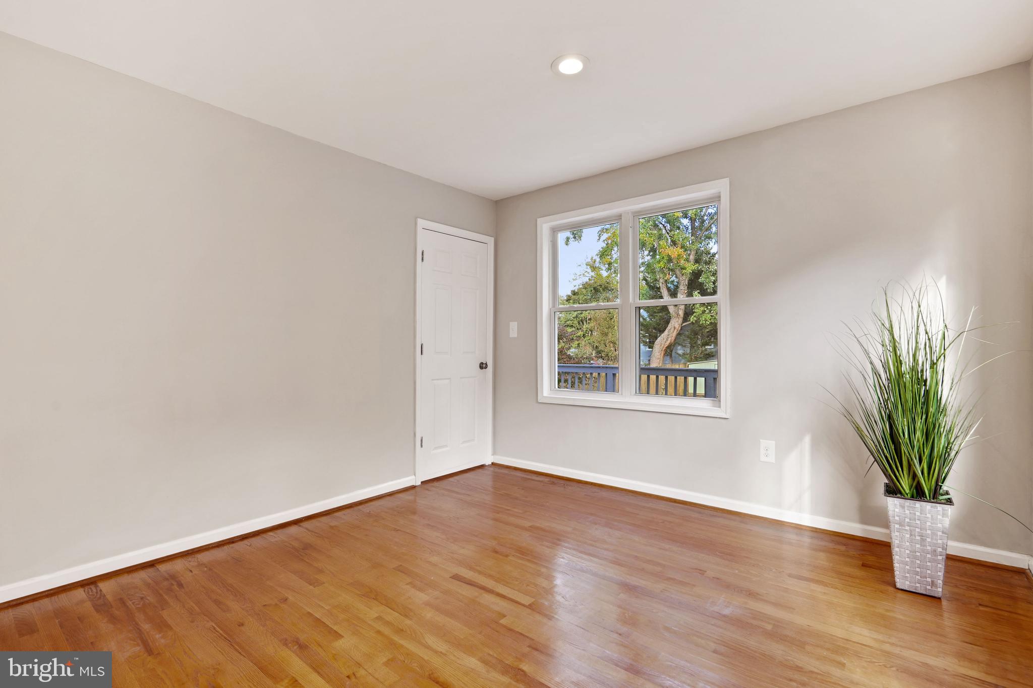 DOUGLAS PARK - Residential
