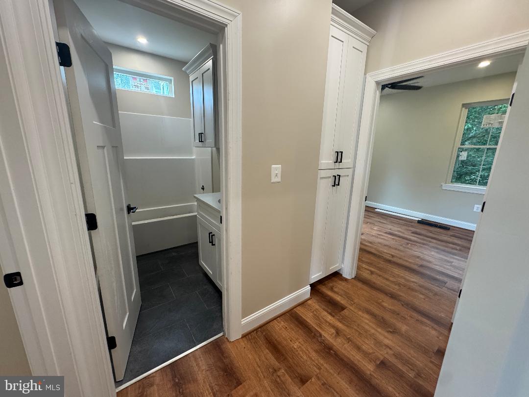 ESPERANZA FARMS - Residential