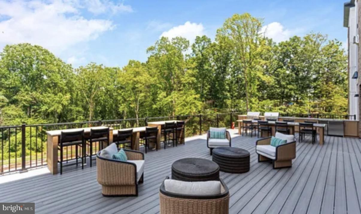 ELEMENT AT MILL CREEK - Residential
