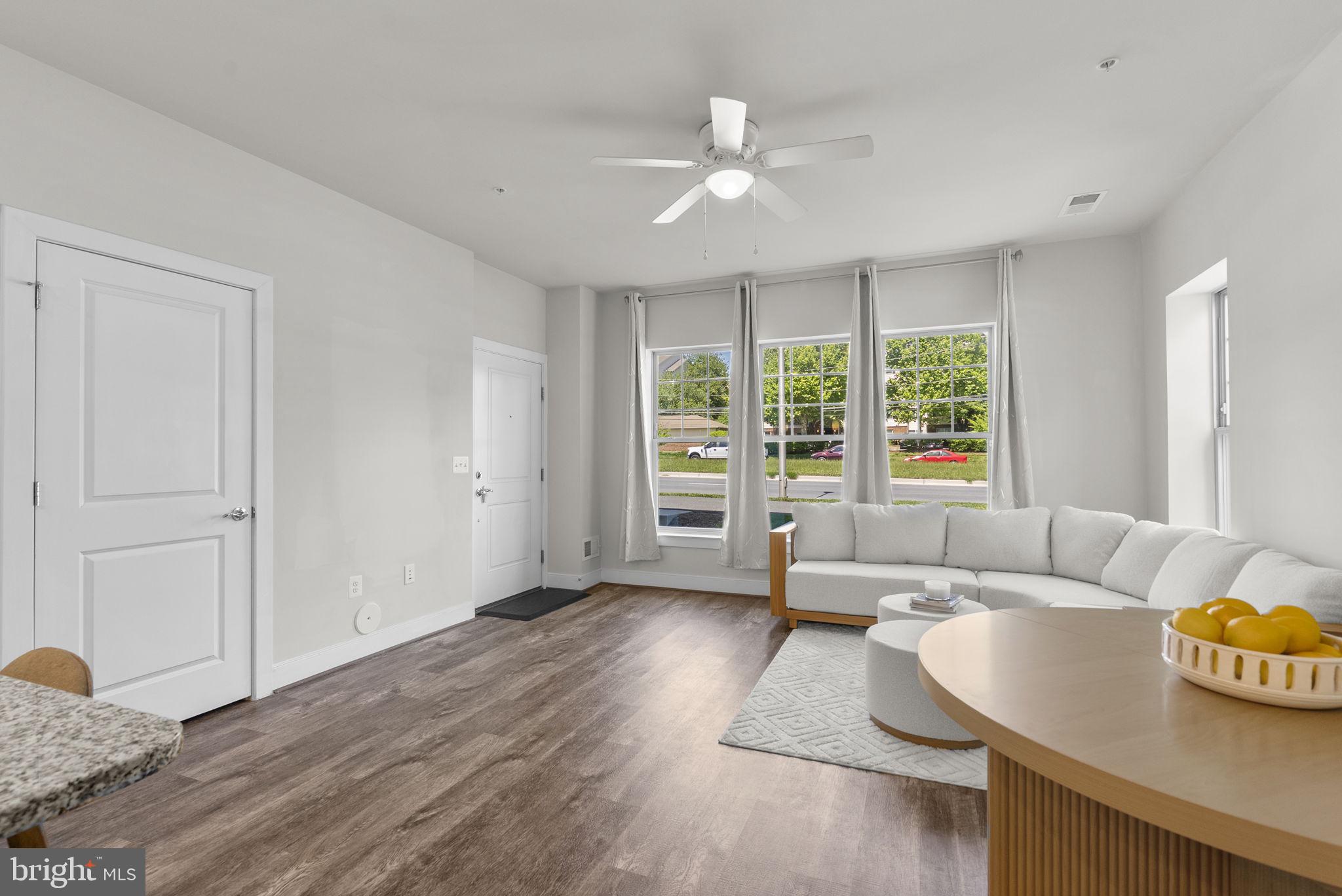 CROWN FARM - Residential
