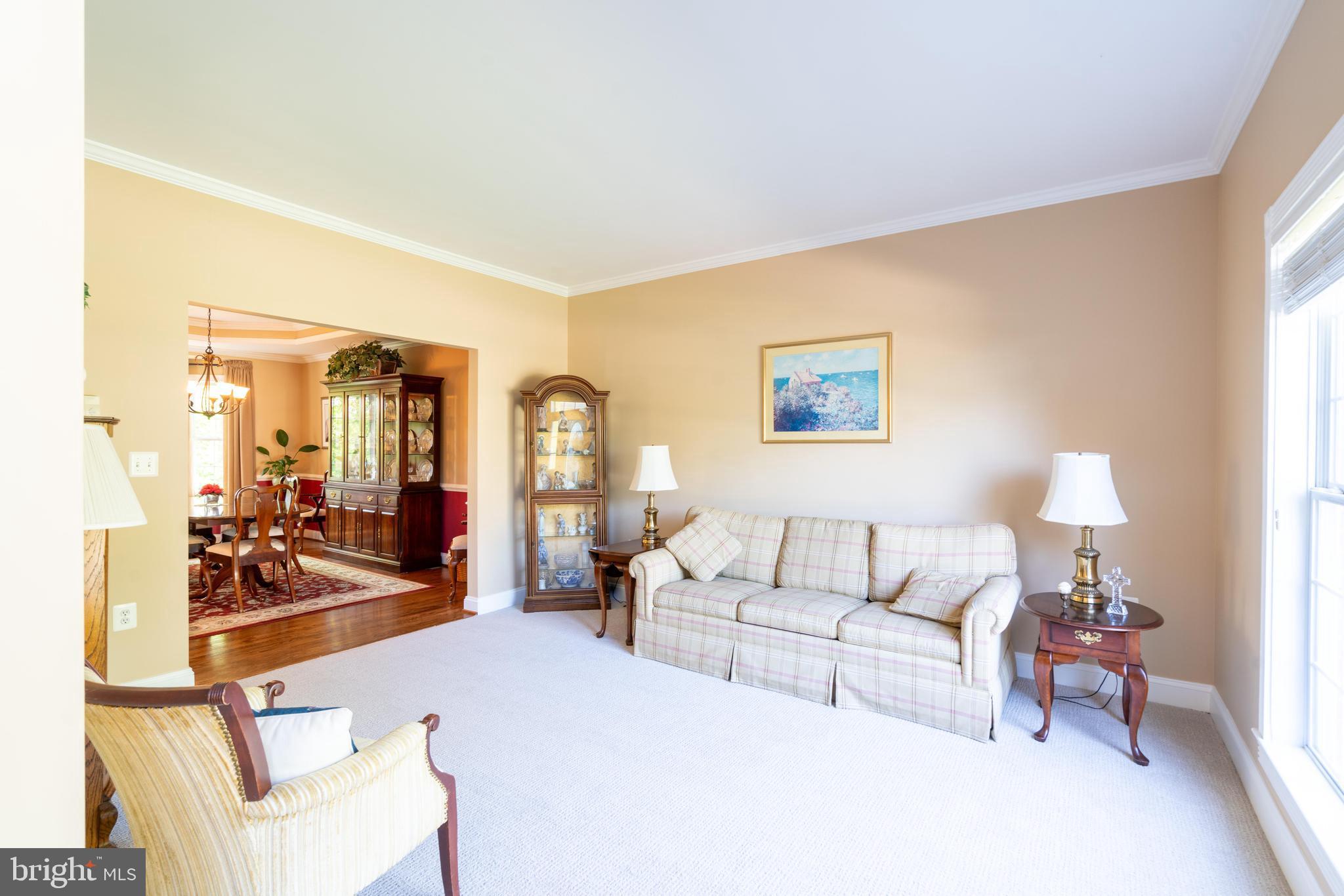 CLIVEDEN REACH - Residential