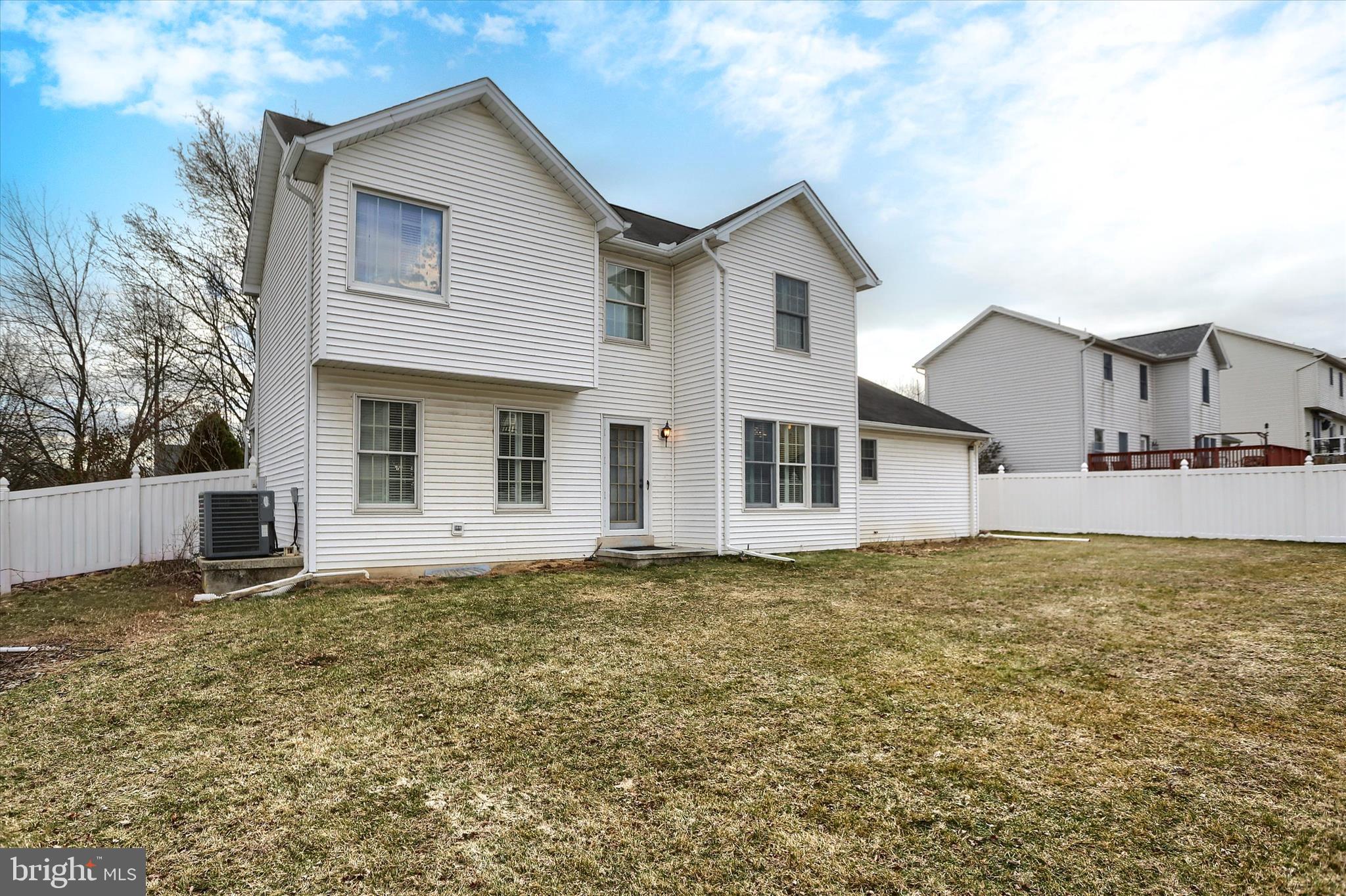GRAYSTONE FARMS - Residential