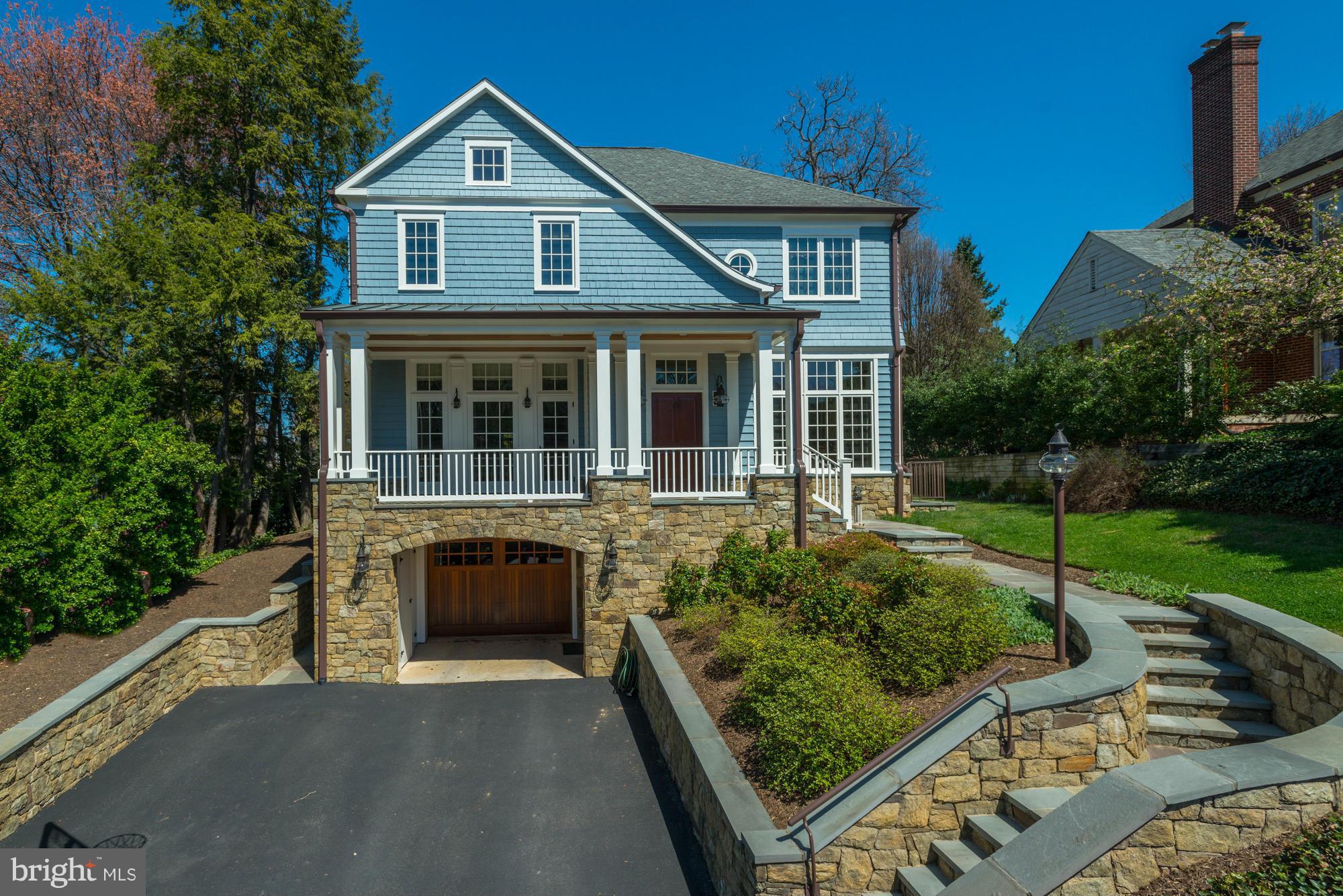 COUNTRY CLUB HILLS - Residential