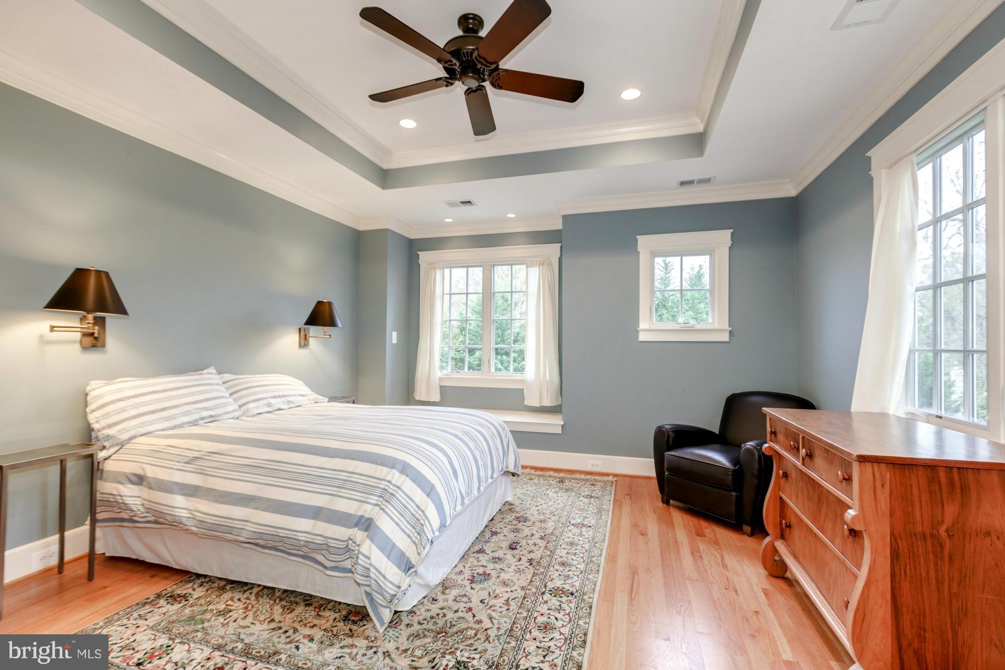 COUNTRY CLUB HILLS - Residential