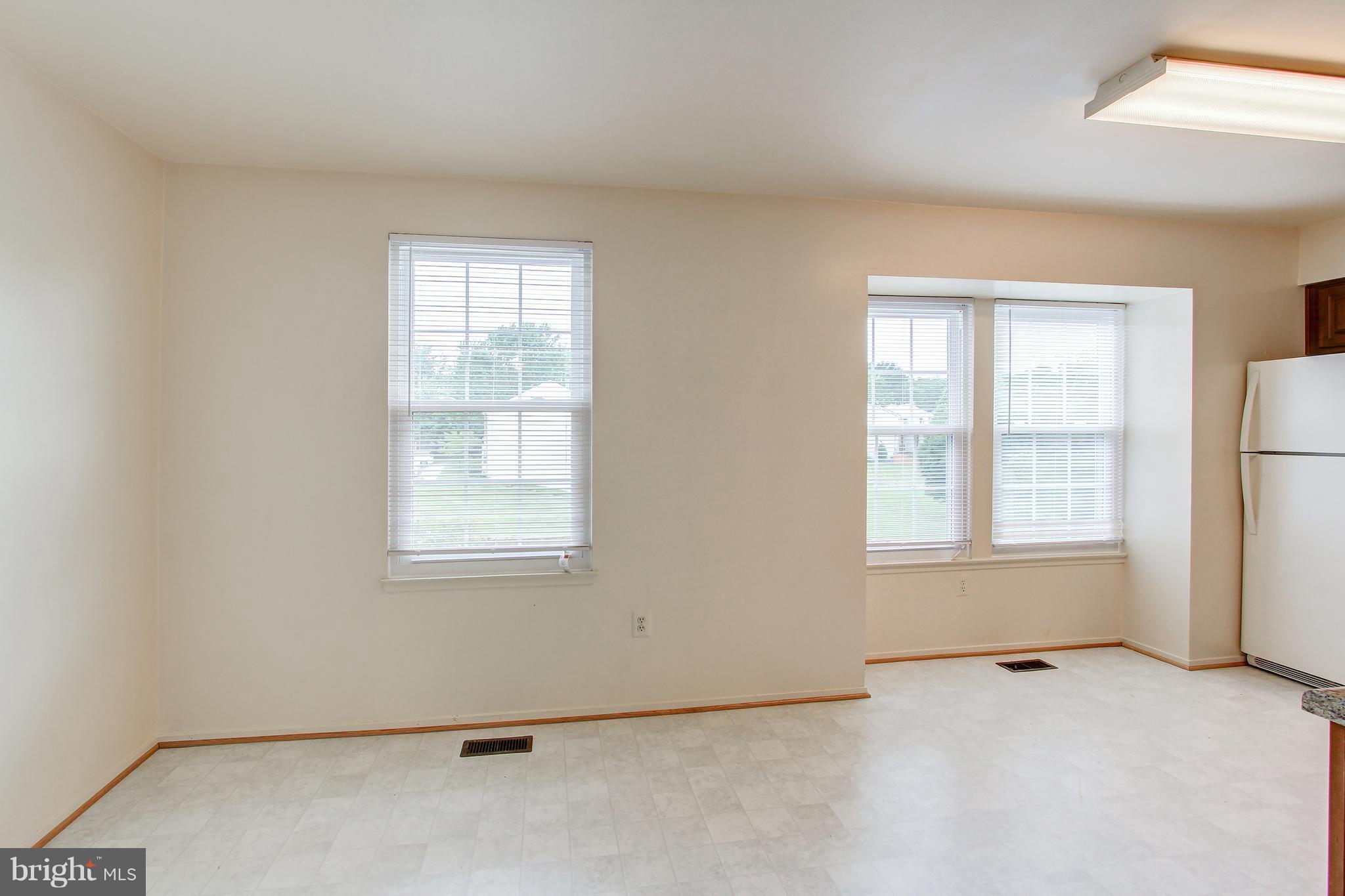 DERWOOD STATION - Residential