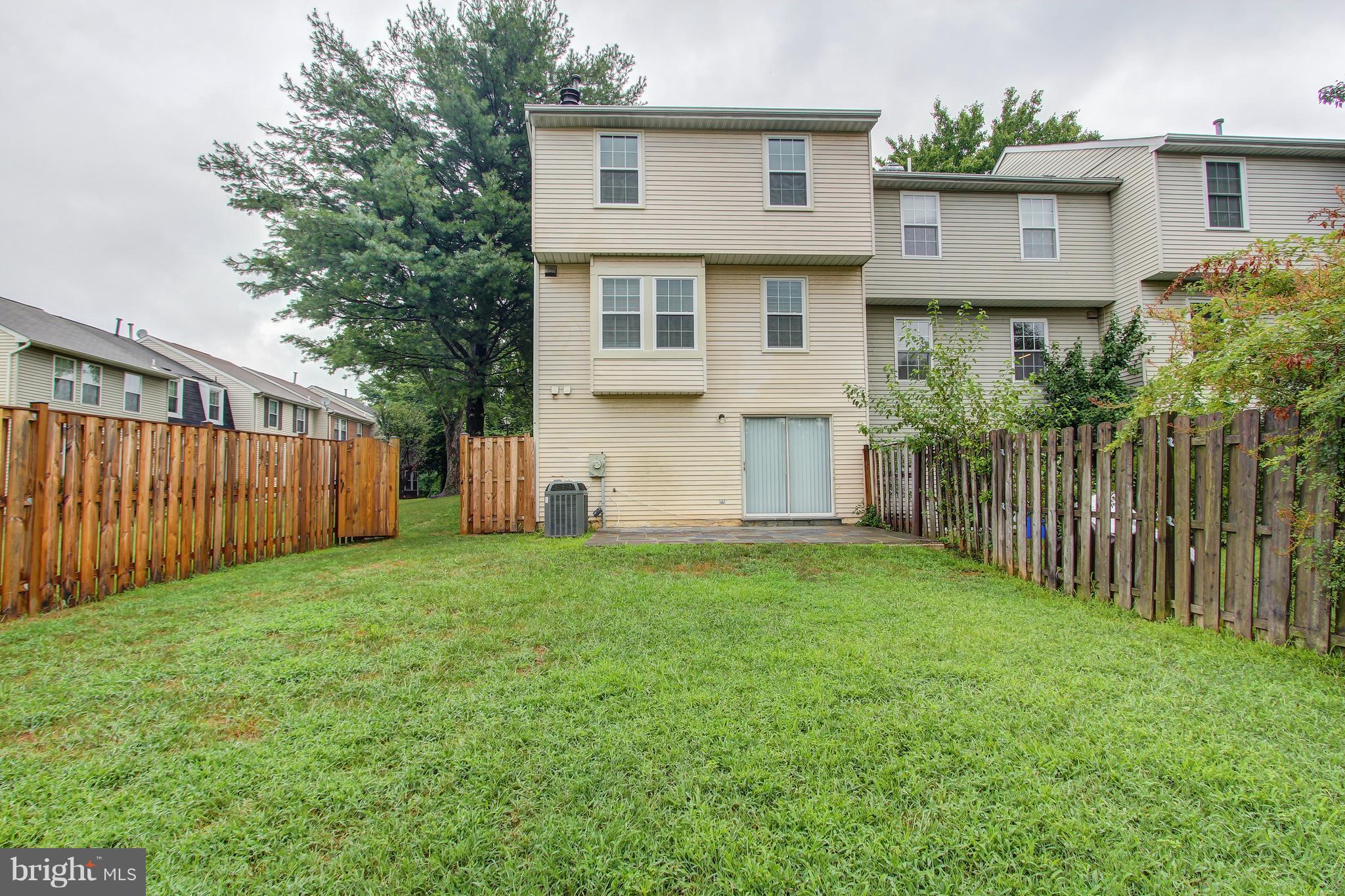 DERWOOD STATION - Residential