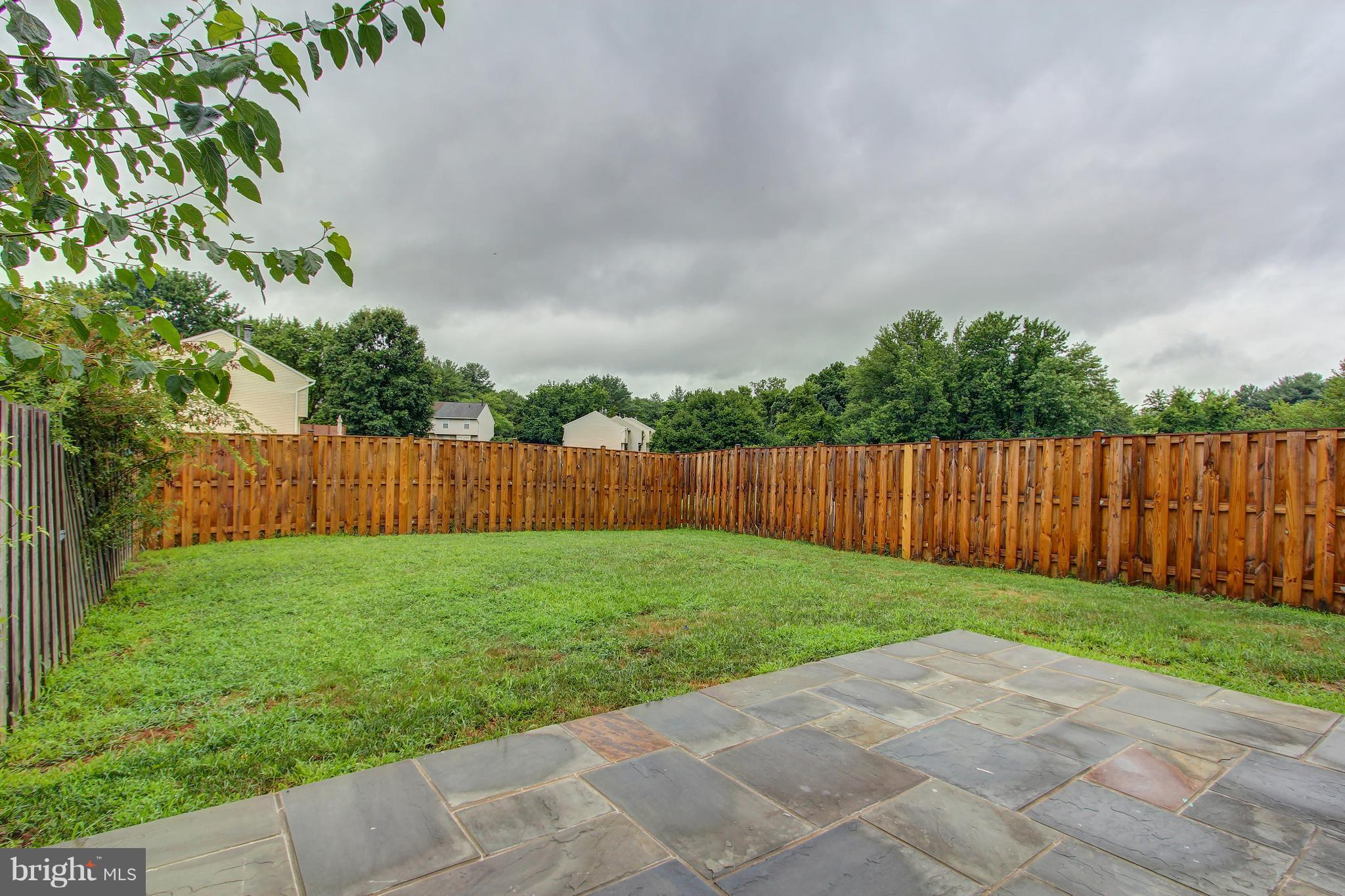 DERWOOD STATION - Residential