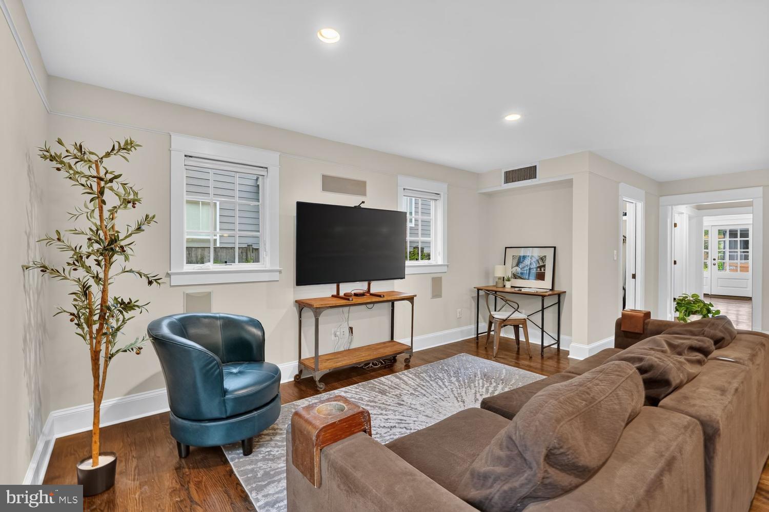 OVERLEE - Residential