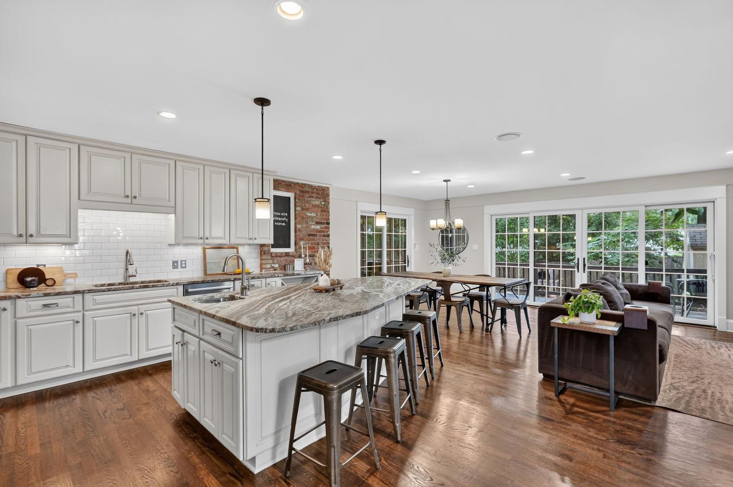OVERLEE - Residential