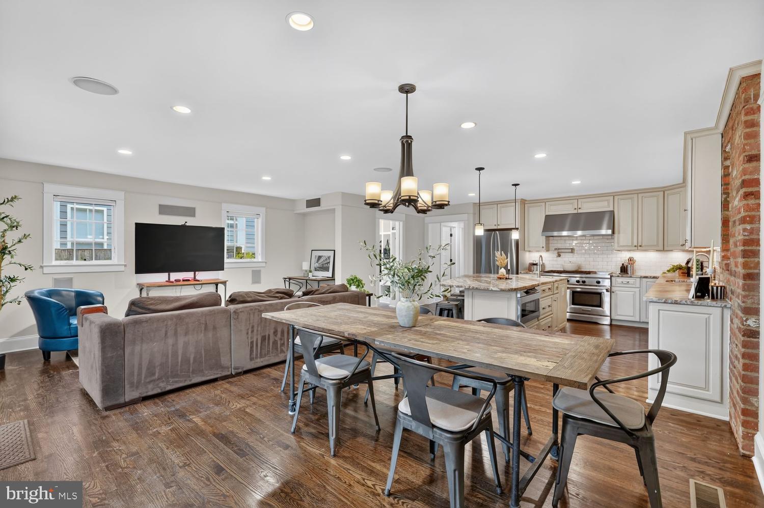 OVERLEE - Residential