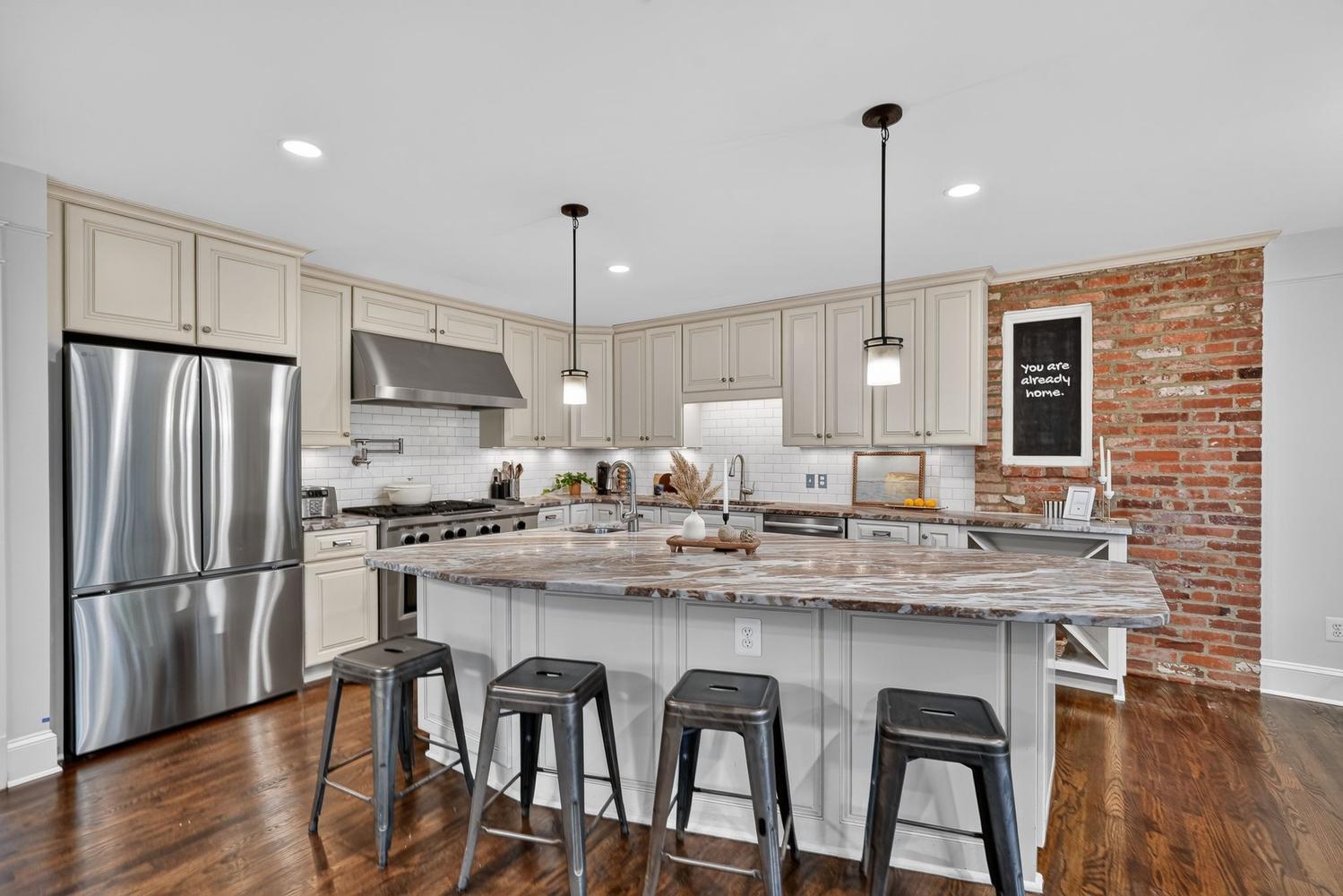 OVERLEE - Residential