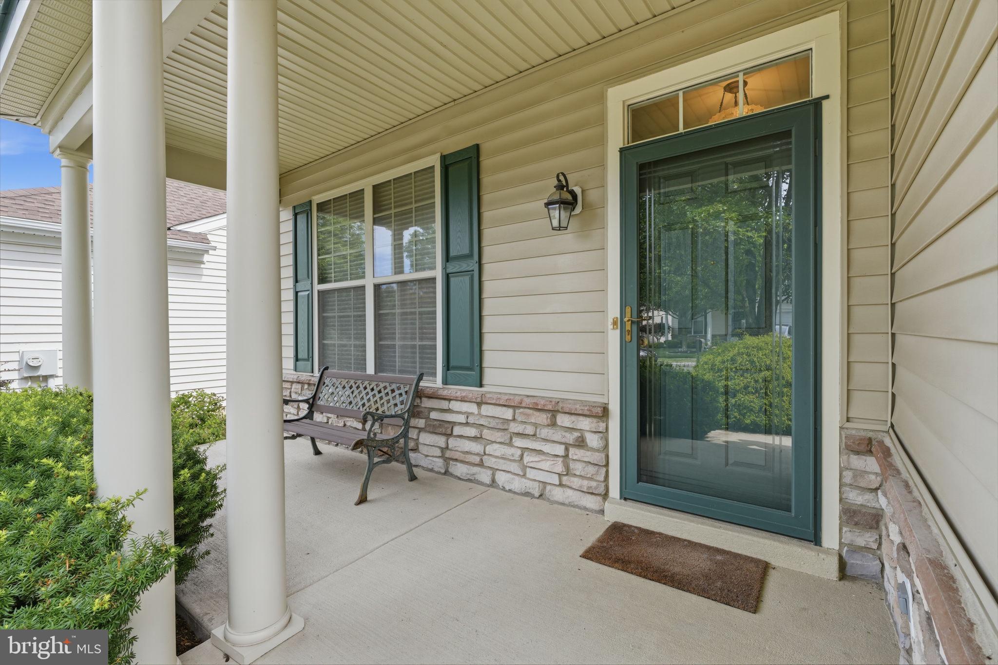HERITAGE CR ESTS - Residential