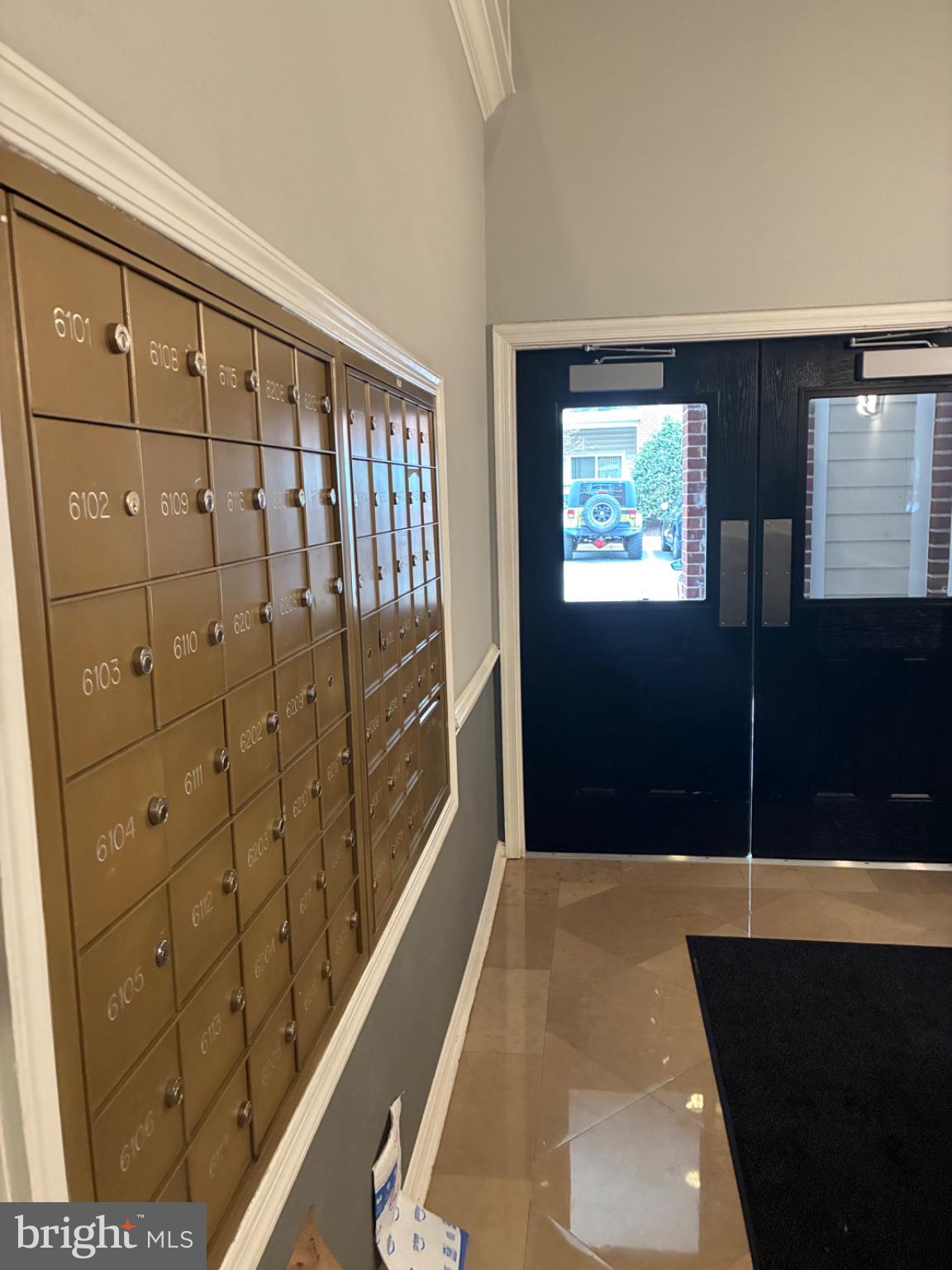 GATES OF MCLEAN - Residential