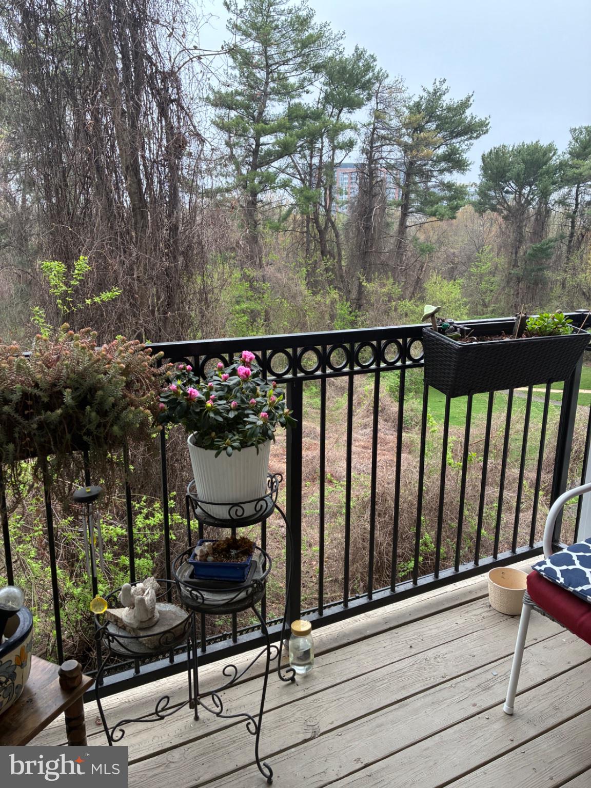 GATES OF MCLEAN - Residential