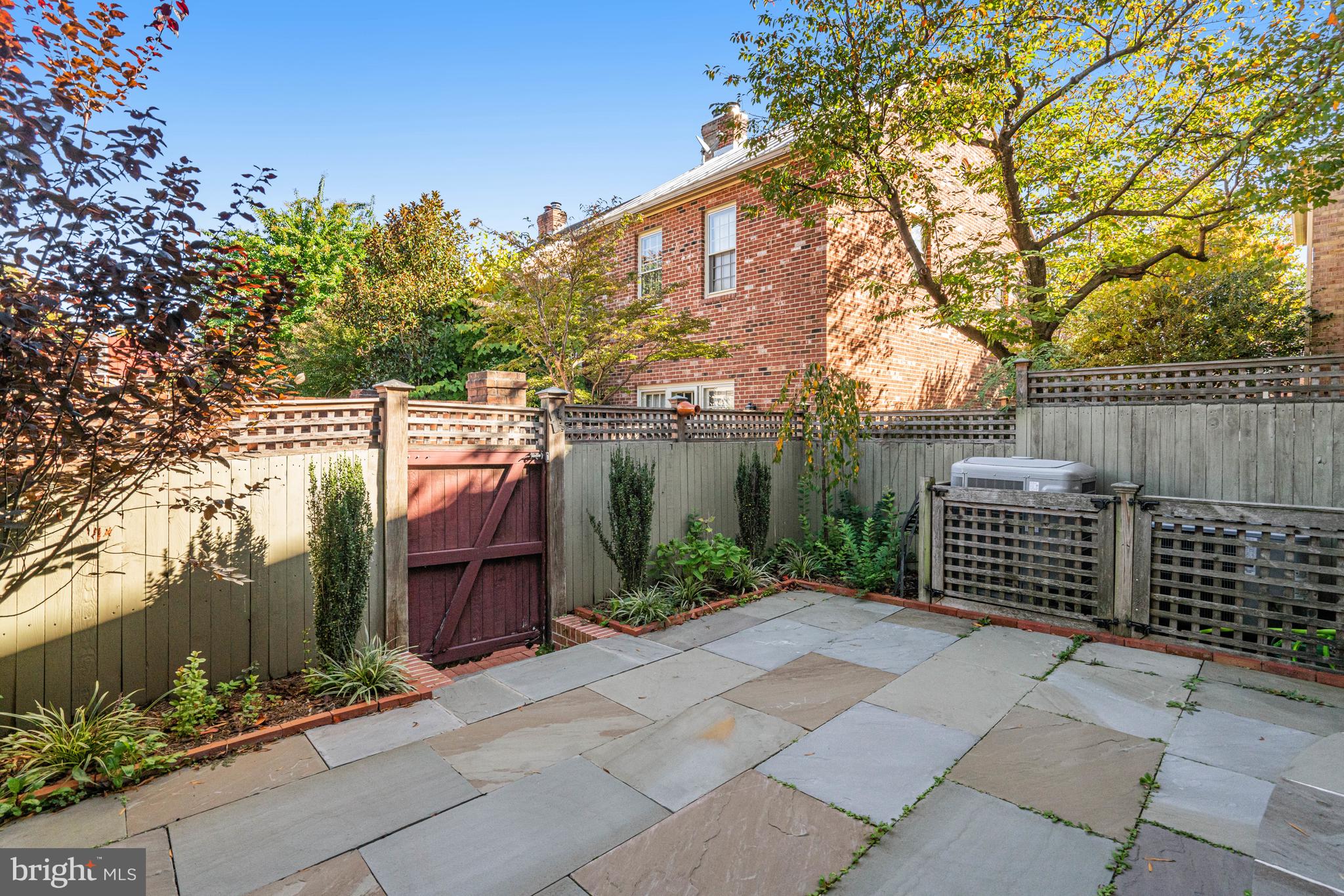 PRINCESS STREET TOWNHOUSES - Residential