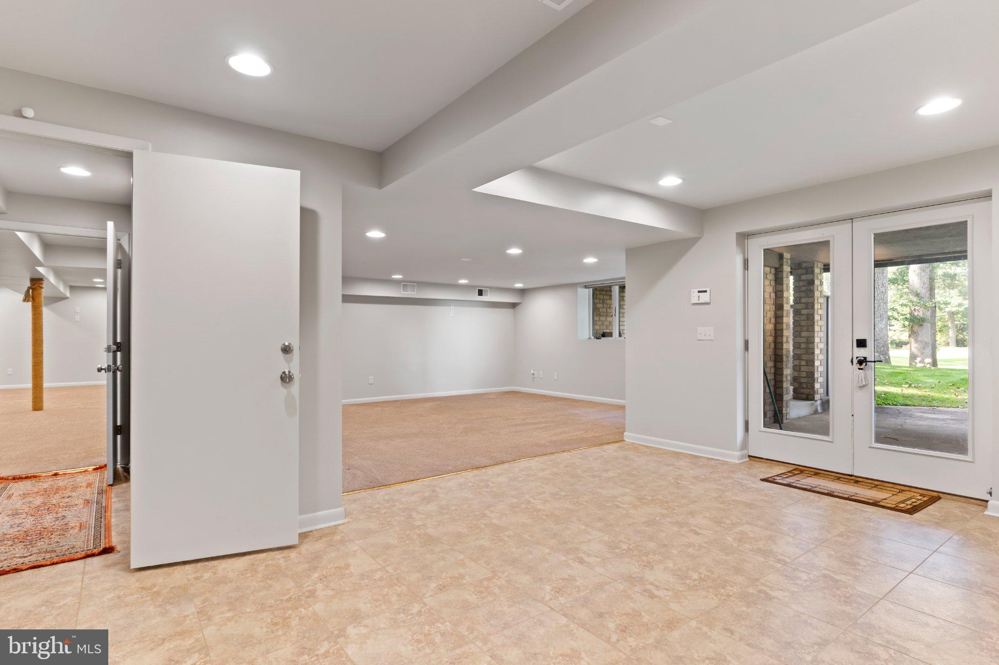PENN NATIONAL GOLF COURSE COMMUNITY - Residential