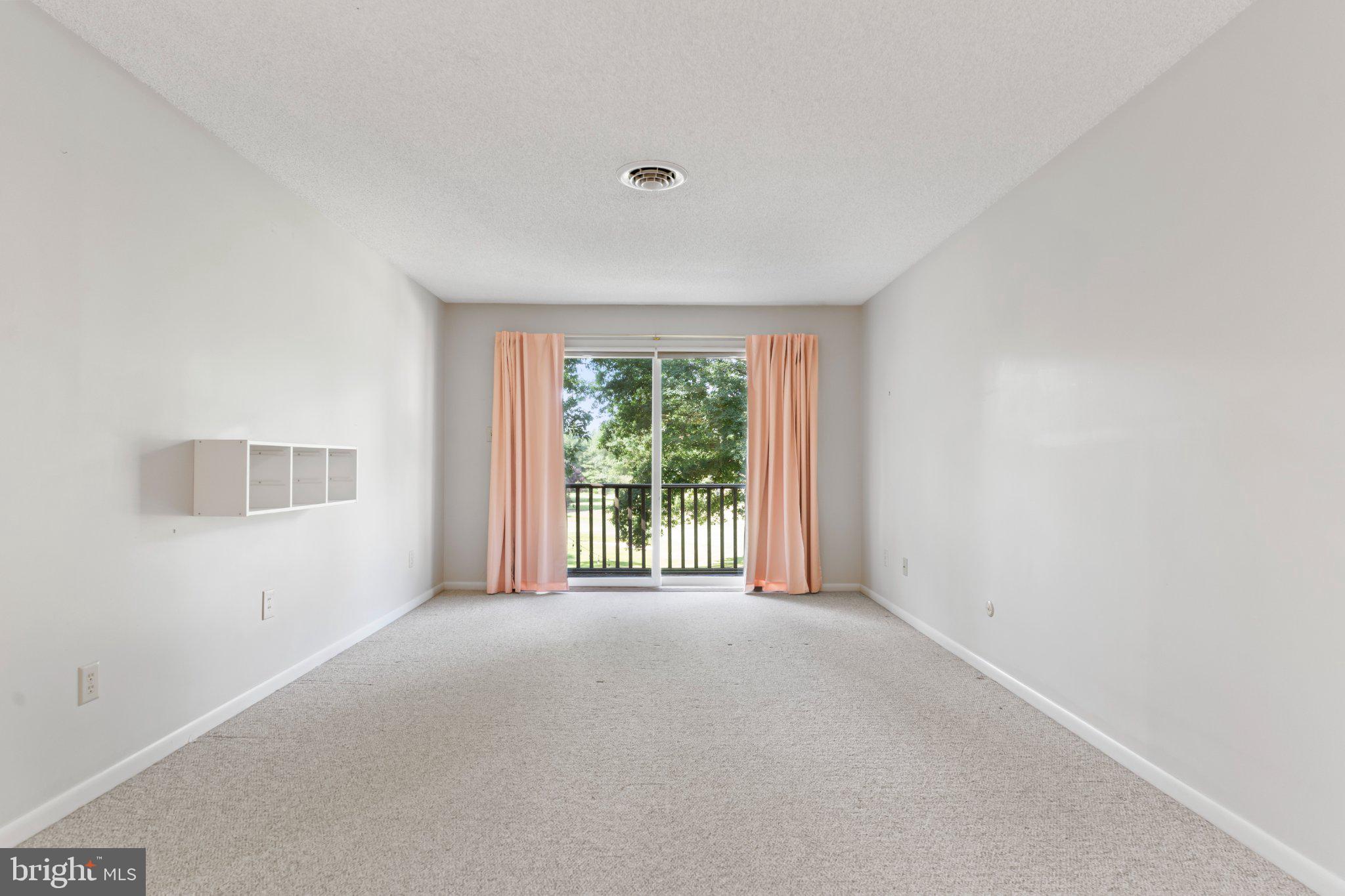 PENN NATIONAL GOLF COURSE COMMUNITY - Residential