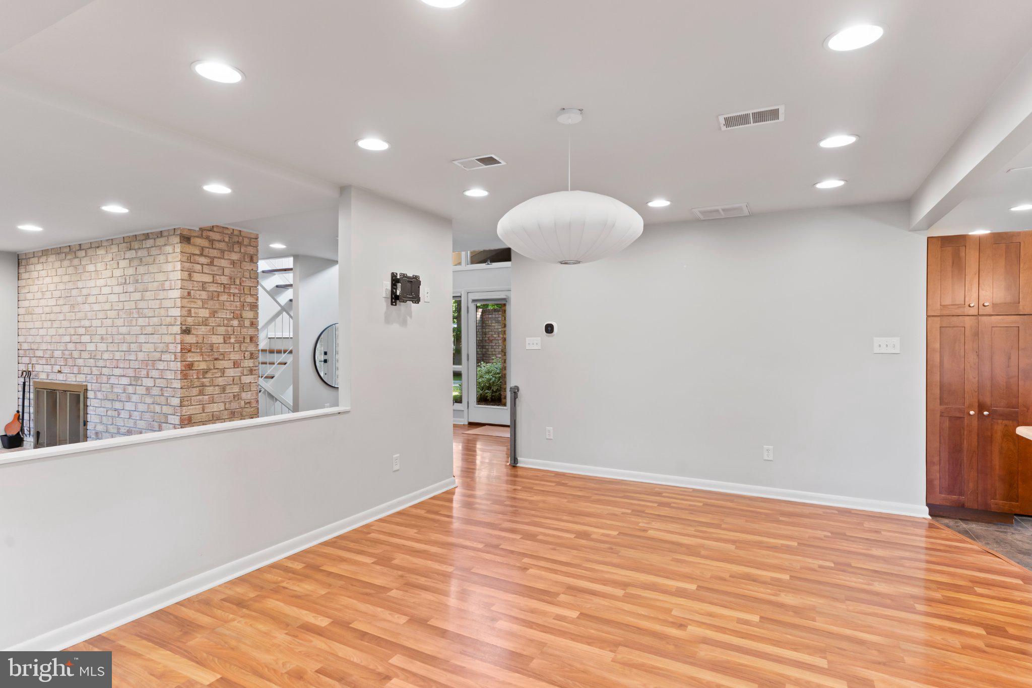 PENN NATIONAL GOLF COURSE COMMUNITY - Residential