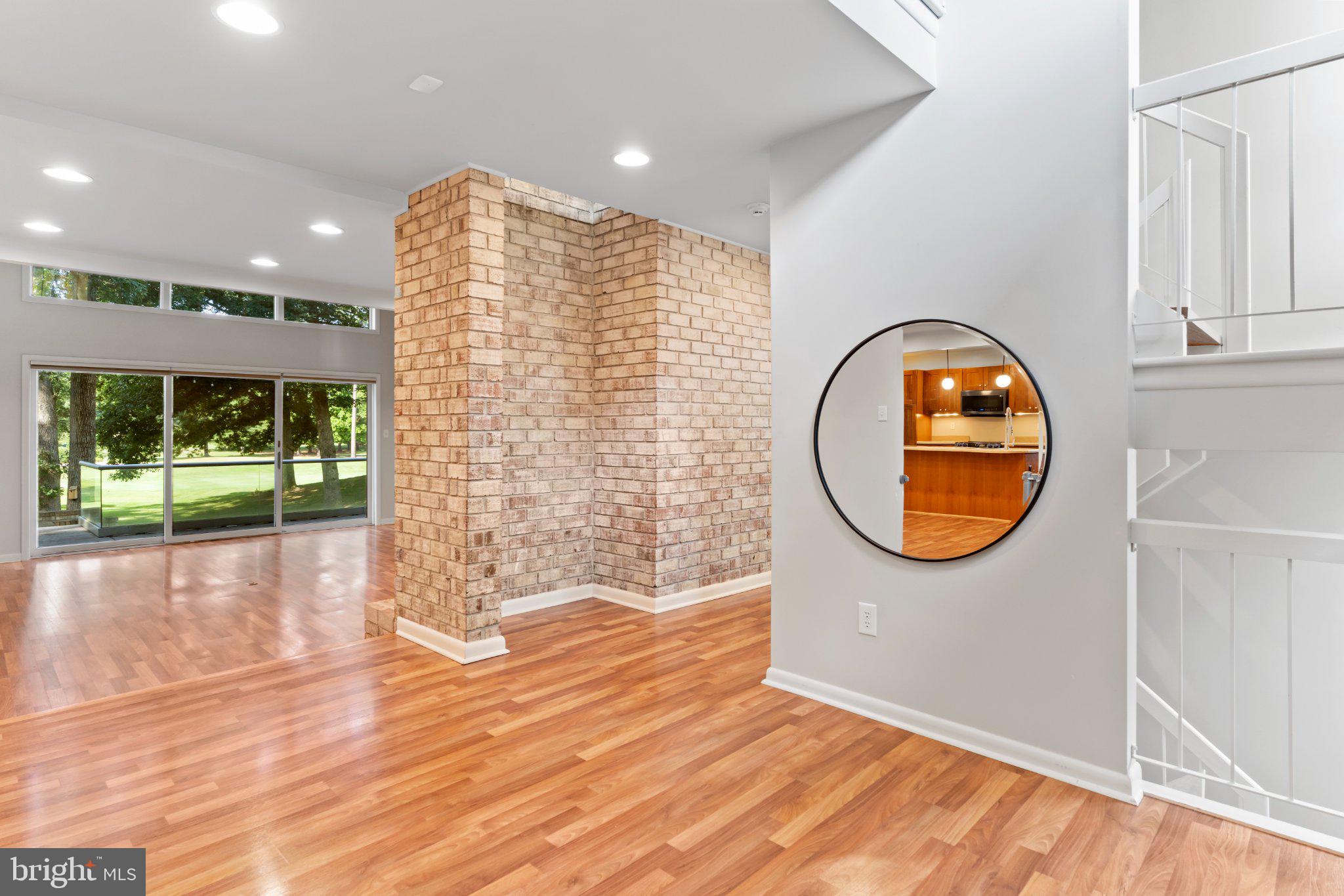 PENN NATIONAL GOLF COURSE COMMUNITY - Residential