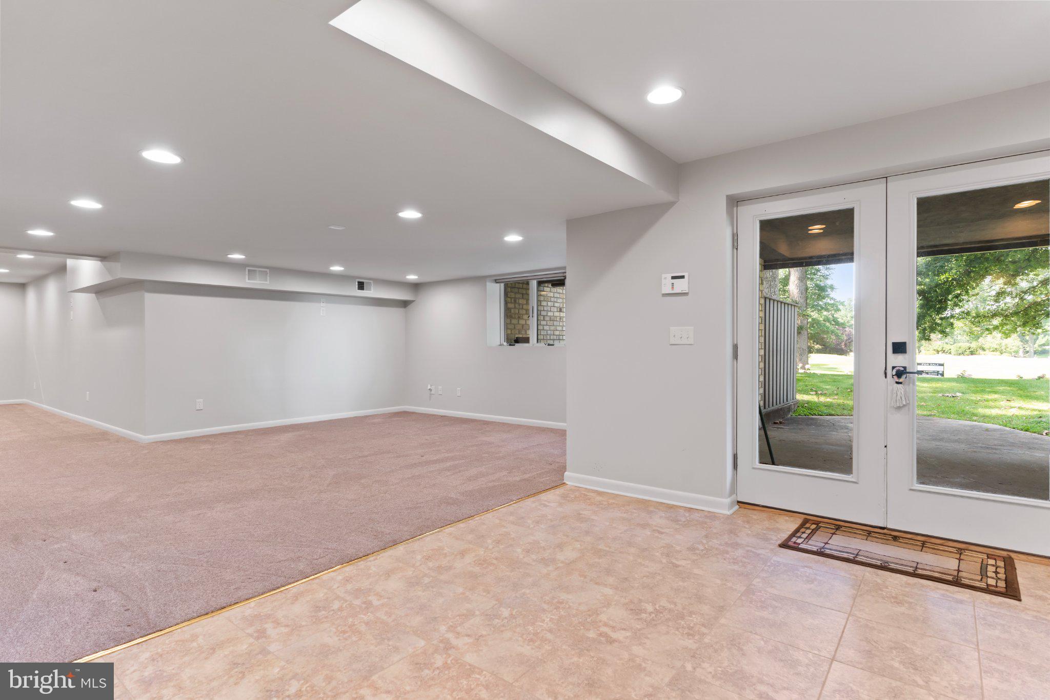 PENN NATIONAL GOLF COURSE COMMUNITY - Residential