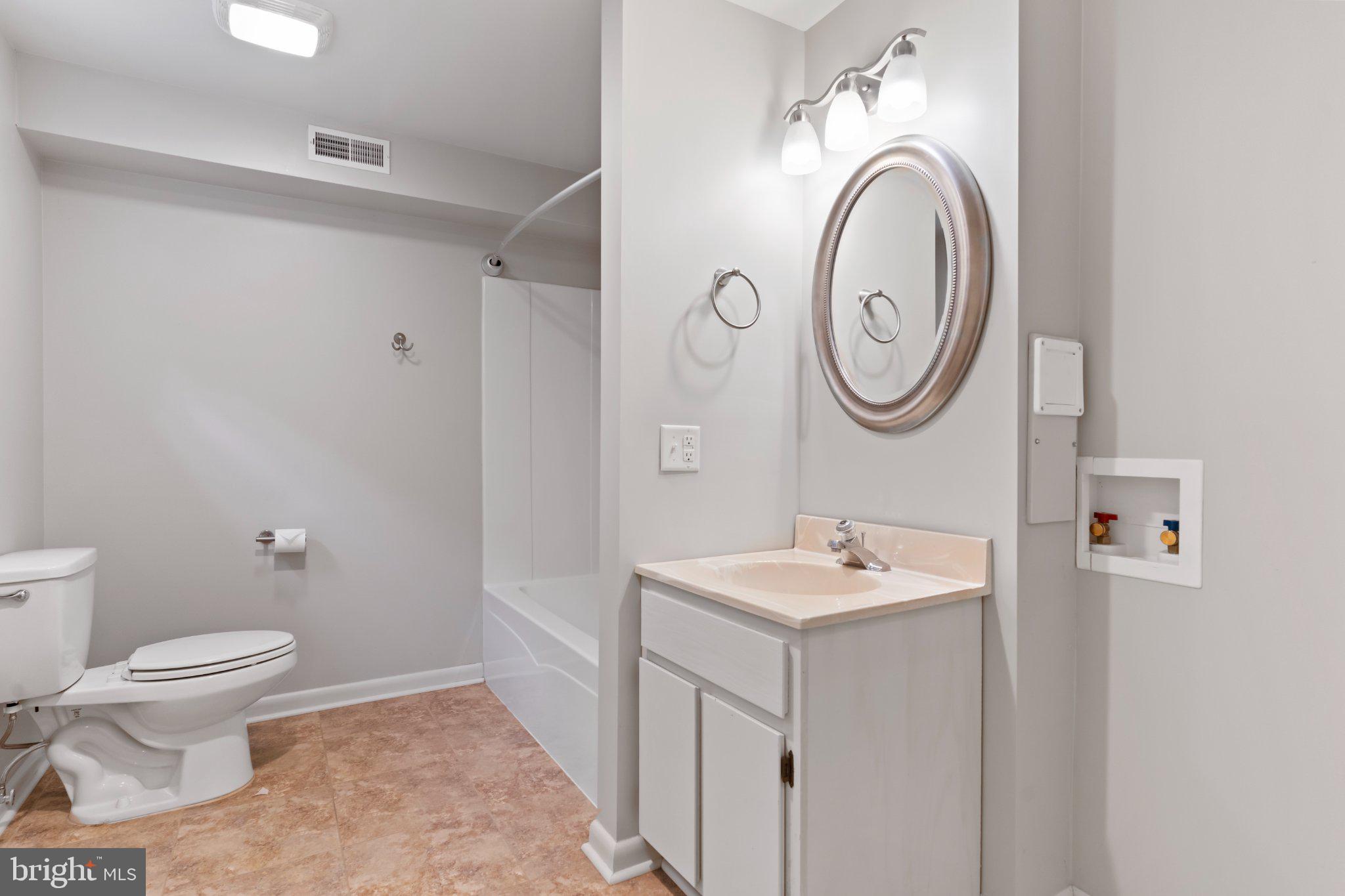 PENN NATIONAL GOLF COURSE COMMUNITY - Residential