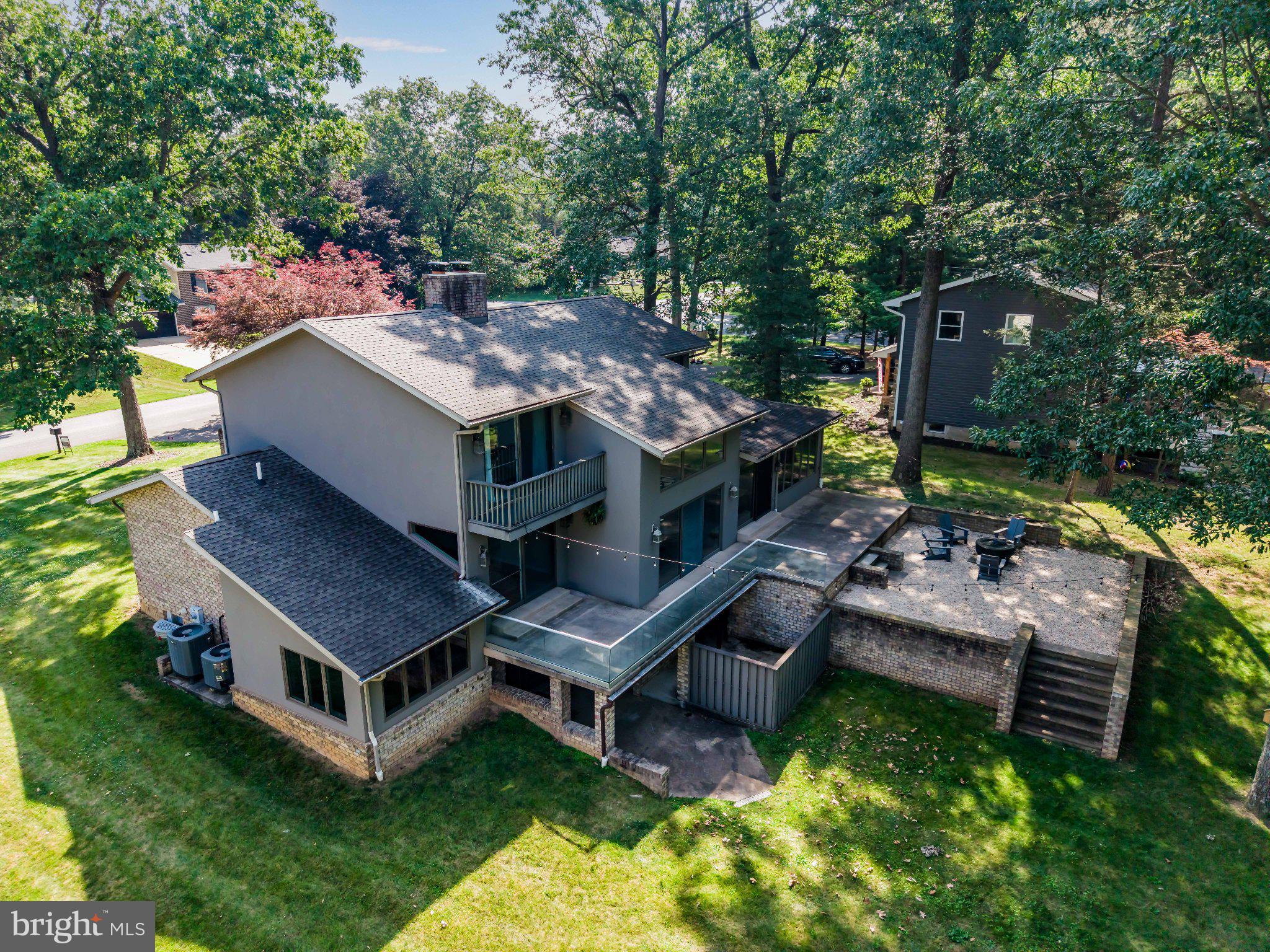 PENN NATIONAL GOLF COURSE COMMUNITY - Residential