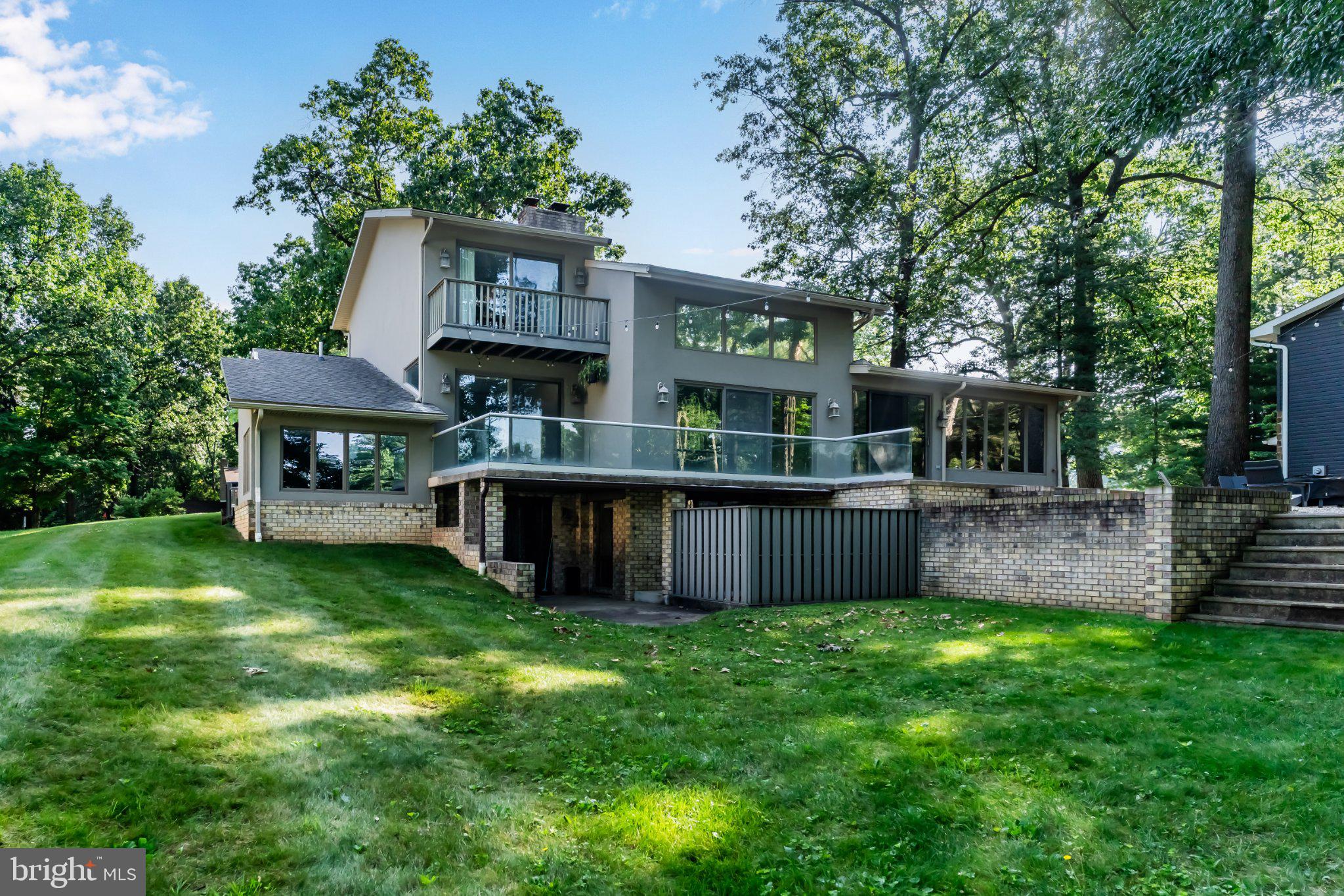 PENN NATIONAL GOLF COURSE COMMUNITY - Residential